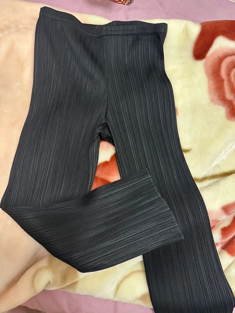 Issey Miyake Issey Miyake size:3 Black pleated pants Size 42" / US 20 - 1 Thumbnail