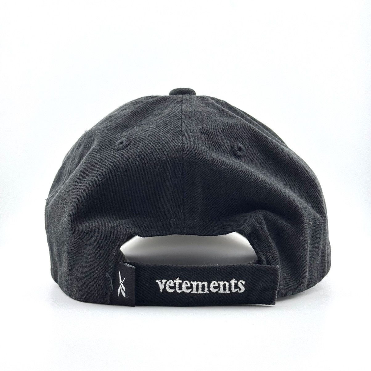 Reebok × Vetements Vetements x Reebok Black Emroidered Logo Cap Adjustable Hat Size ONE SIZE - 3 Thumbnail