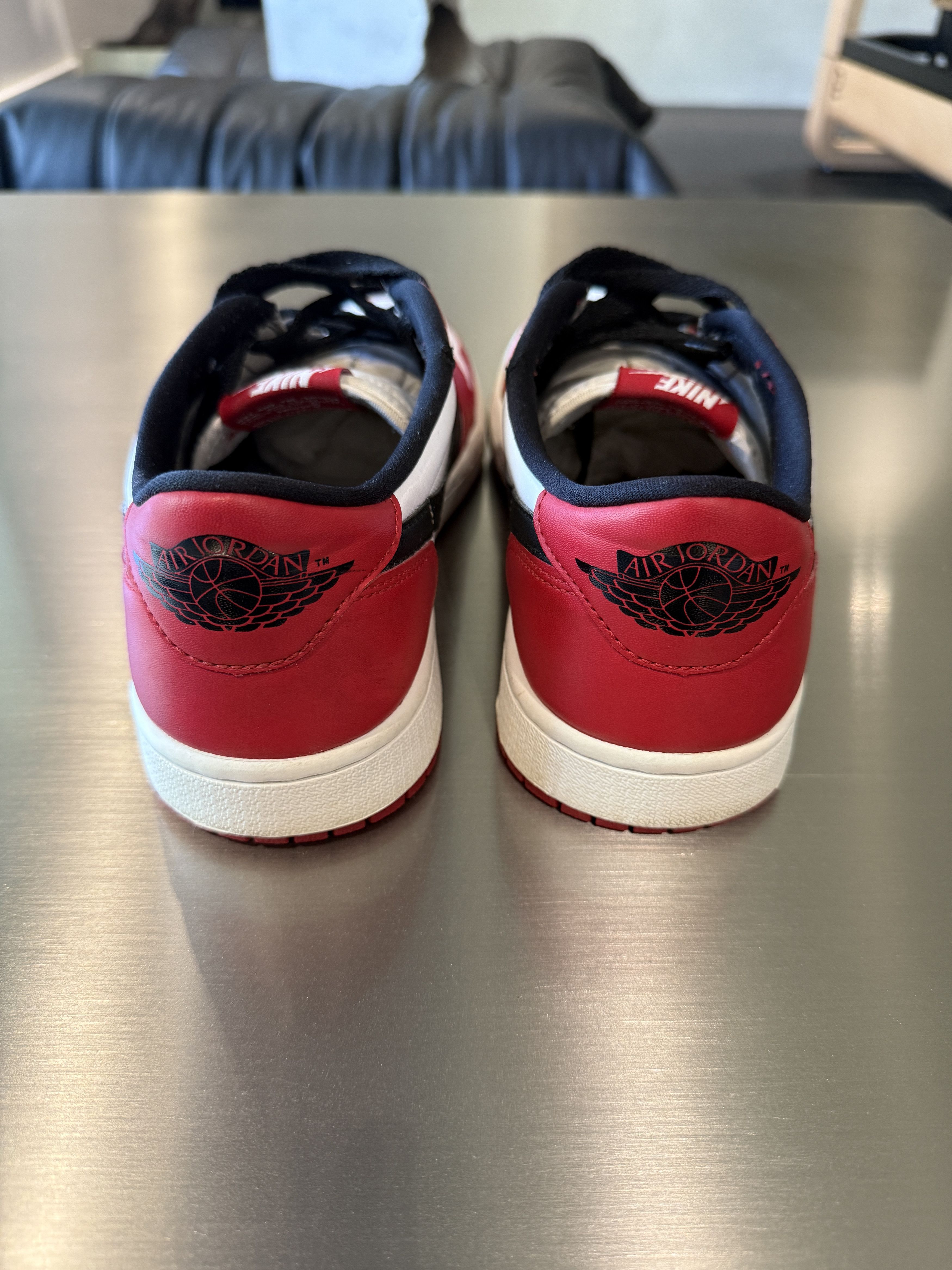 Jordan Brand × Nike 2016 Air Jordan 1 Retro Low OG Chicago Size US 8 / EU 41 - 6 Thumbnail
