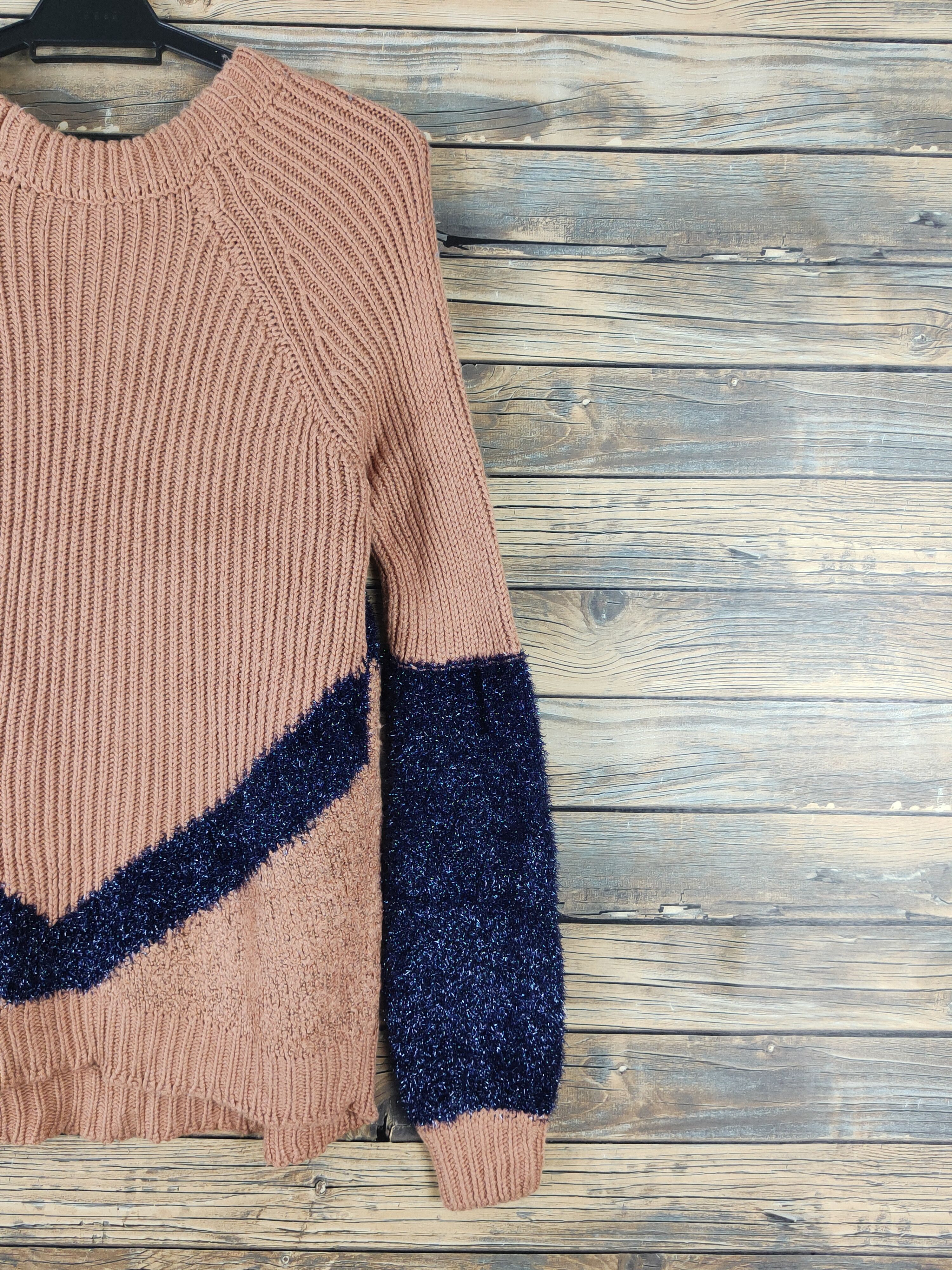 Aran Isles Knitwear Dress Gallery Brown Knitwear Sweatshirts #W1638 Size US M / EU 48-50 / 2 - 9 Thumbnail