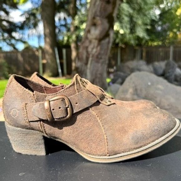 Born Born Brown Leather Ankle Boots Block Heel 6.5 Bootie Women Rustic Earthy Buckle Distressed Size US 7 / IT 37 - 3 Thumbnail