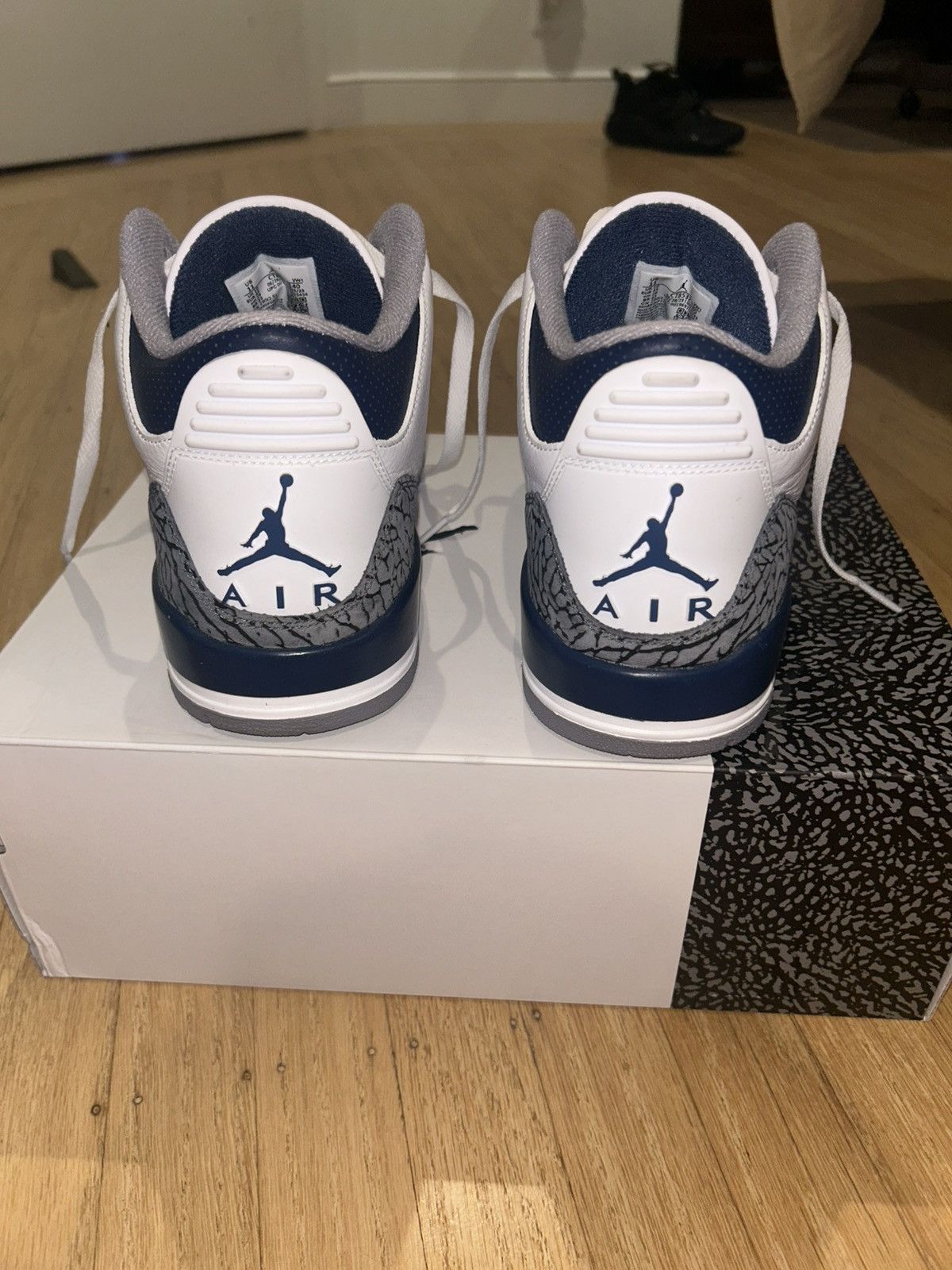 Jordan Brand × Nike Jordan 3 Midnight Navy Size 11 Size US 11 / EU 44 - 6 Thumbnail