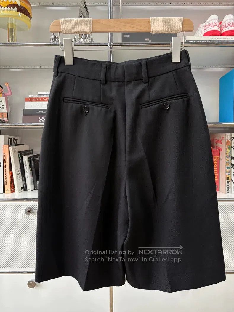 Acne Studios Acne Studios Black wool blend mid-thigh suit short pants Size 24" / US 00 / IT 34 - 1 Thumbnail