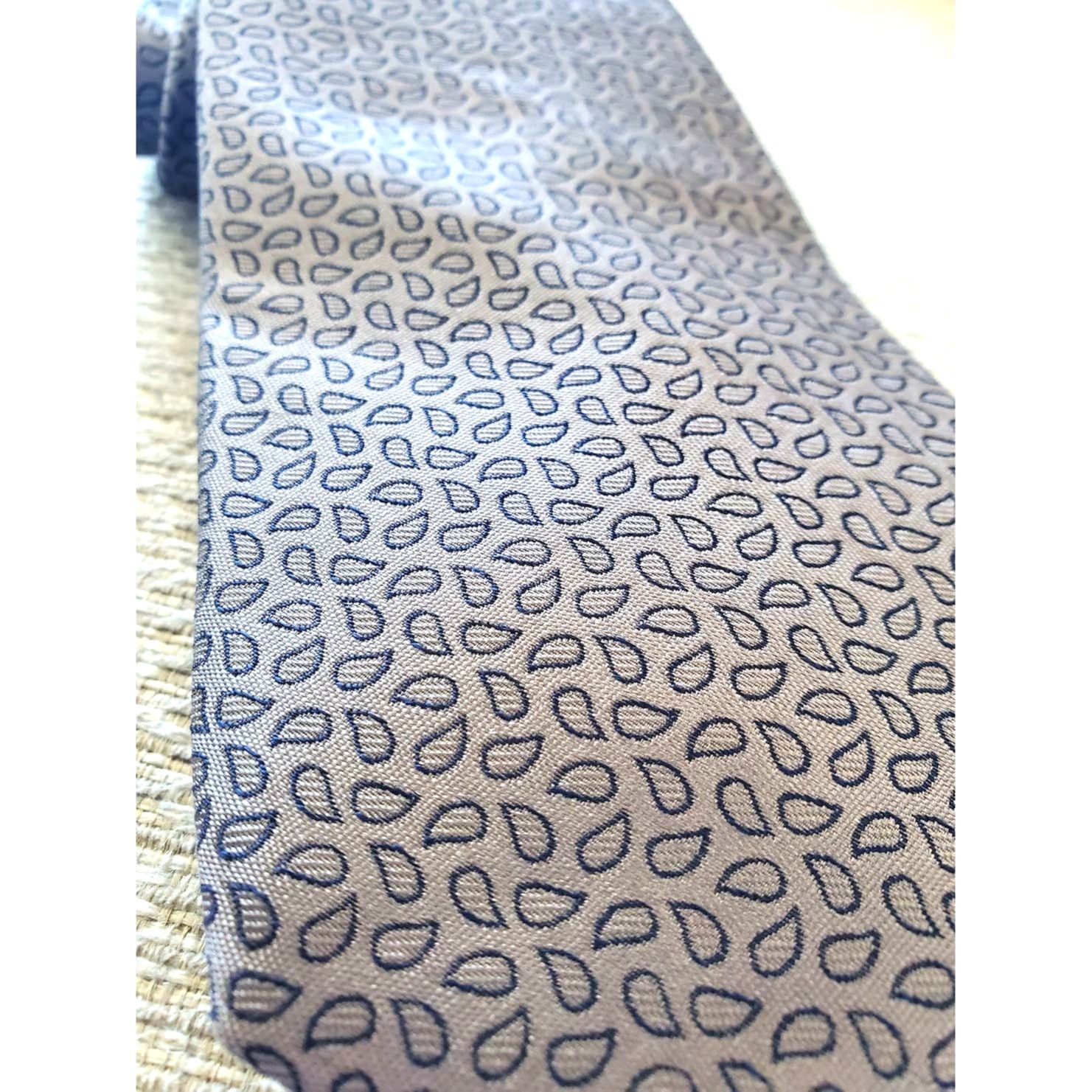 Michael Kors Michael Kors Gray Paisley 100% Silk Neck Tie Size ONE SIZE - 2 Thumbnail