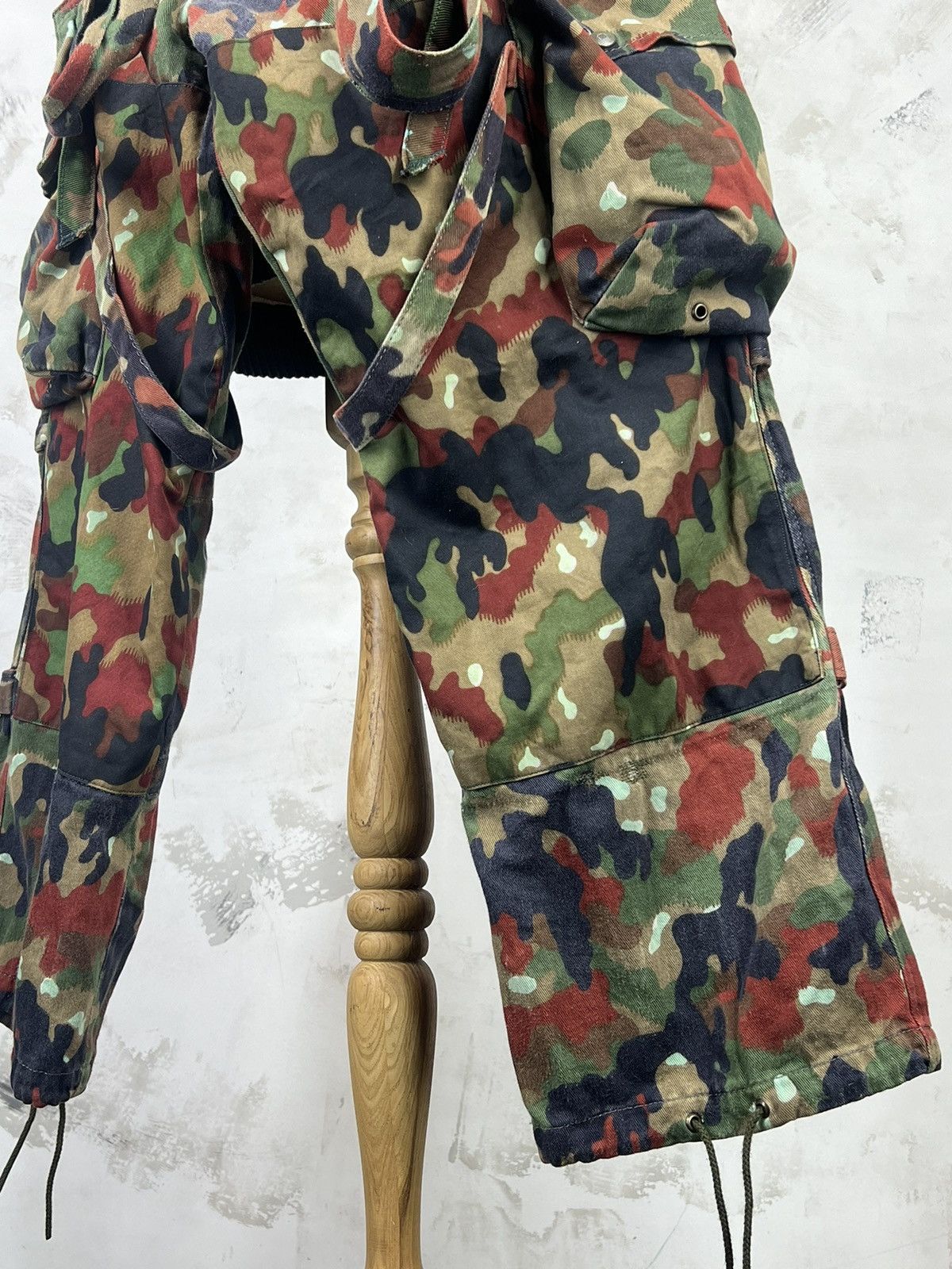 Vintage Vintage Swiss Alpenflage Cargo Bib Pants Size M - L Size US 32 / EU 48 - 9 Thumbnail
