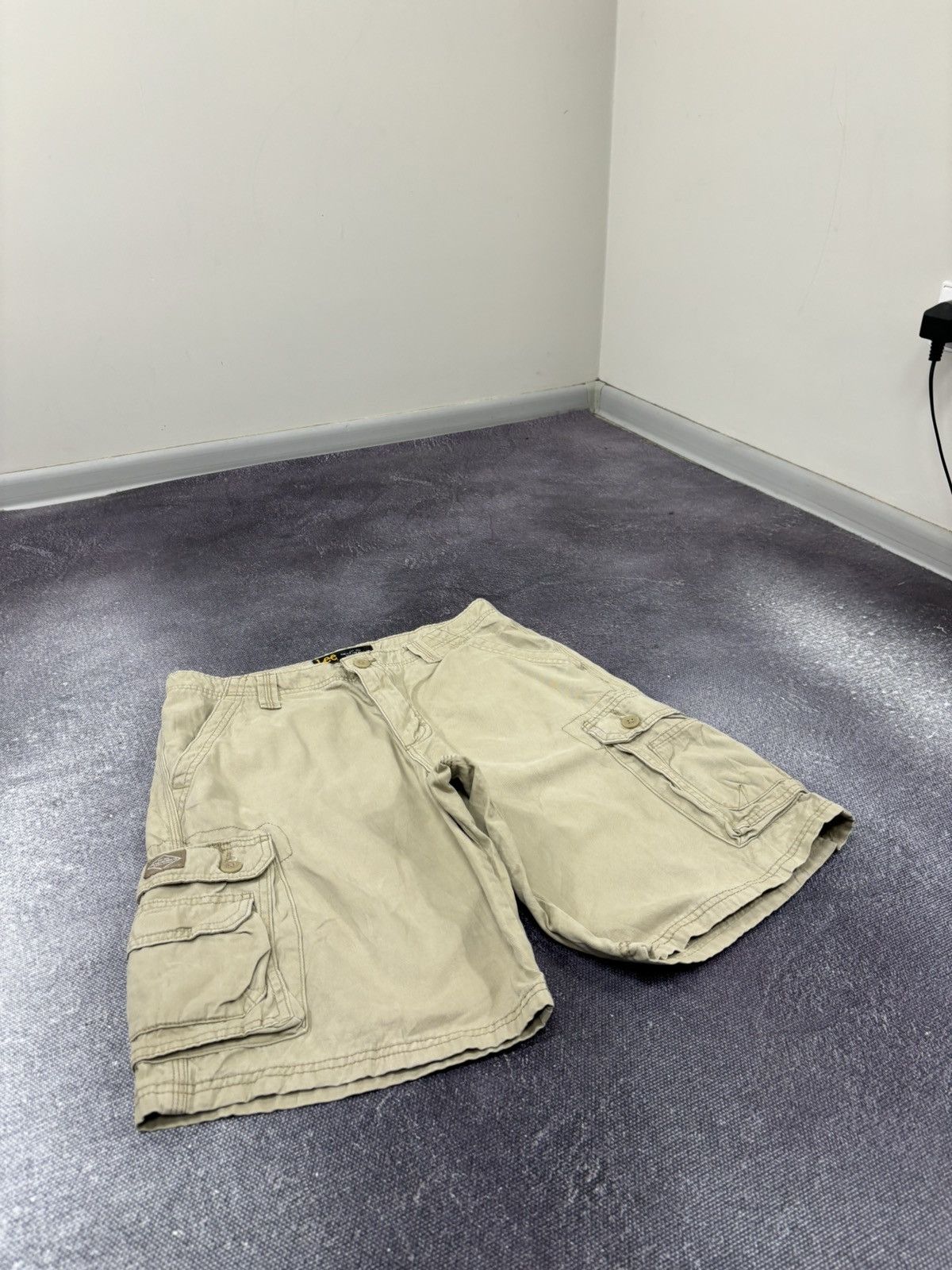 Lee Vintage Lee Y2K American Hype Utility Baggy Cargo Shorts Size US 32 / EU 48 - 4 Thumbnail