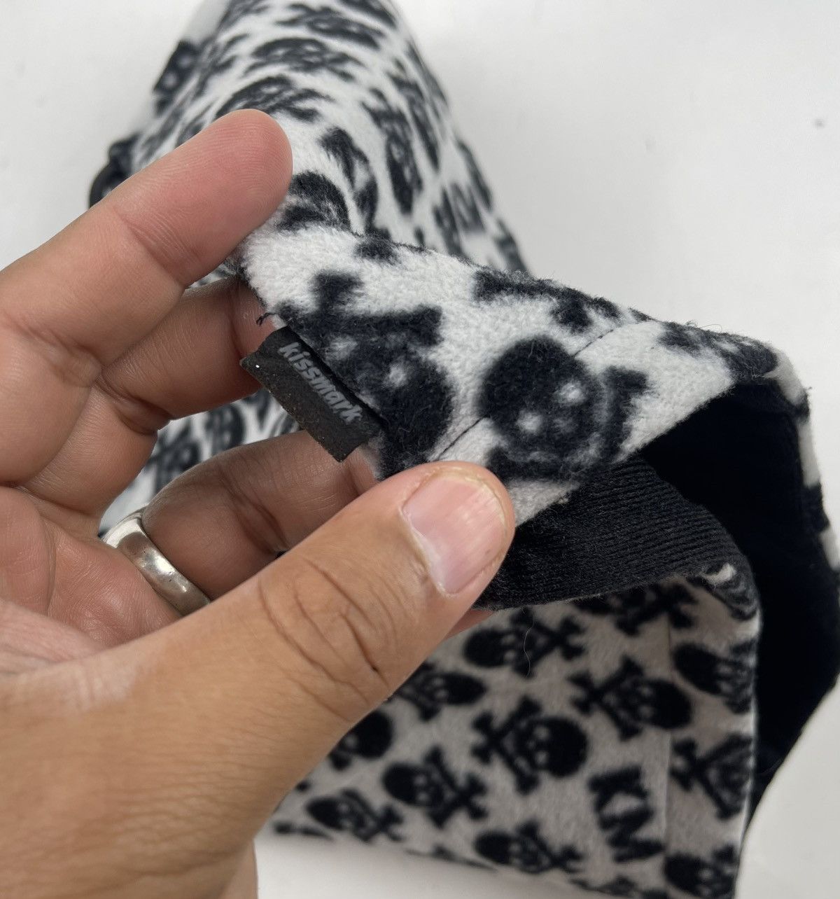 Japanese Brand × Seditionaries kissmark skulls neck gaiter tc36 Size ONE SIZE - 4 Thumbnail