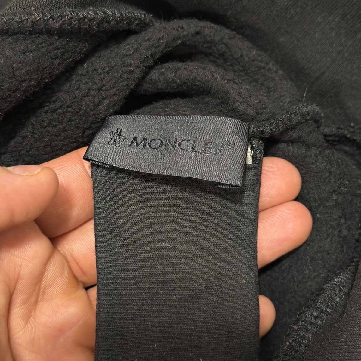 Moncler Moncler Crewneck Size US M / EU 48-50 / 2 - 4 Thumbnail
