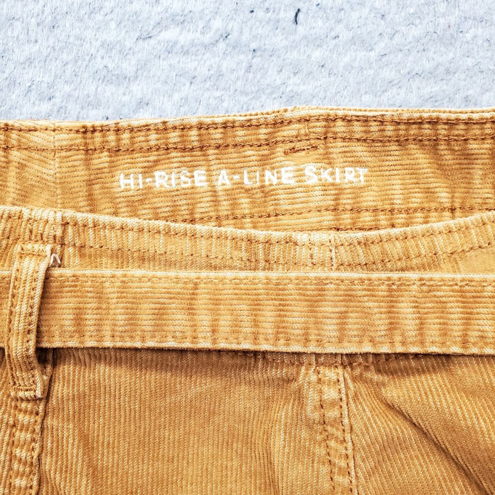 American Eagle Outfitters American Eagle Outfitters A-Line Skirt Womens 4 Brown Corduroy Stretch High Rise Size 27" / US 4 / IT 40 - 7 Thumbnail