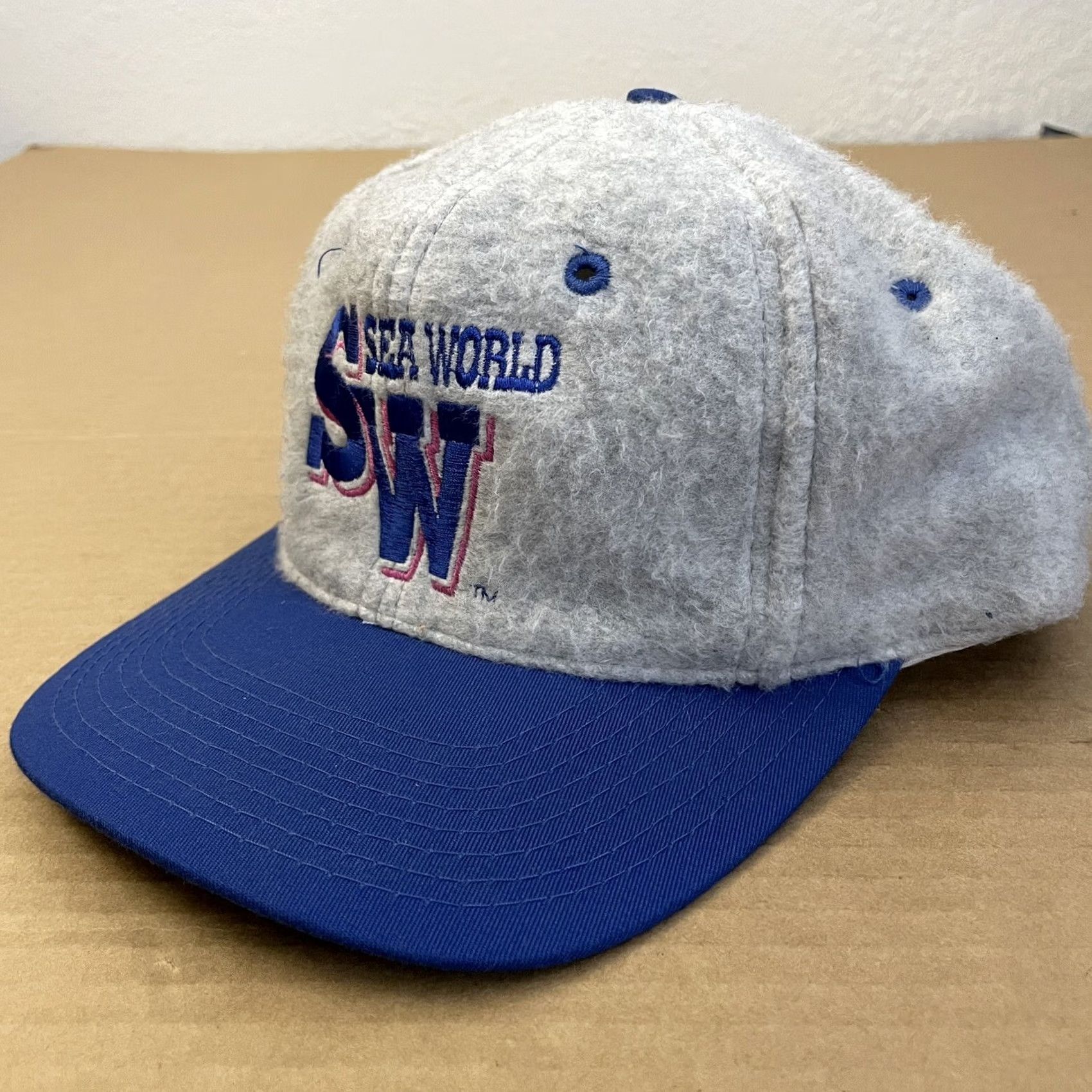 Vintage VINTAGE Sea World Hat Cap Strapback Adjustable Blue Spell Out Strap 90s Y2K Mens Hat Adult One Size Blue Stripe Size ONE SIZE - 4 Thumbnail