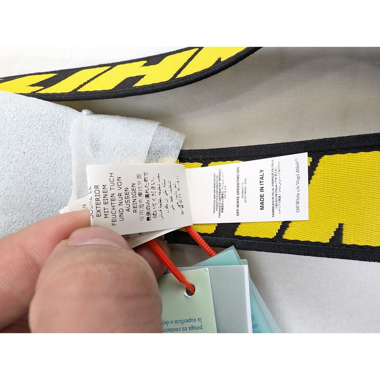 Off-White o1rshd1 Q:3 / Size:OS / Tape Industrial Belt in Black Yellow Size ONE SIZE - 16 Thumbnail