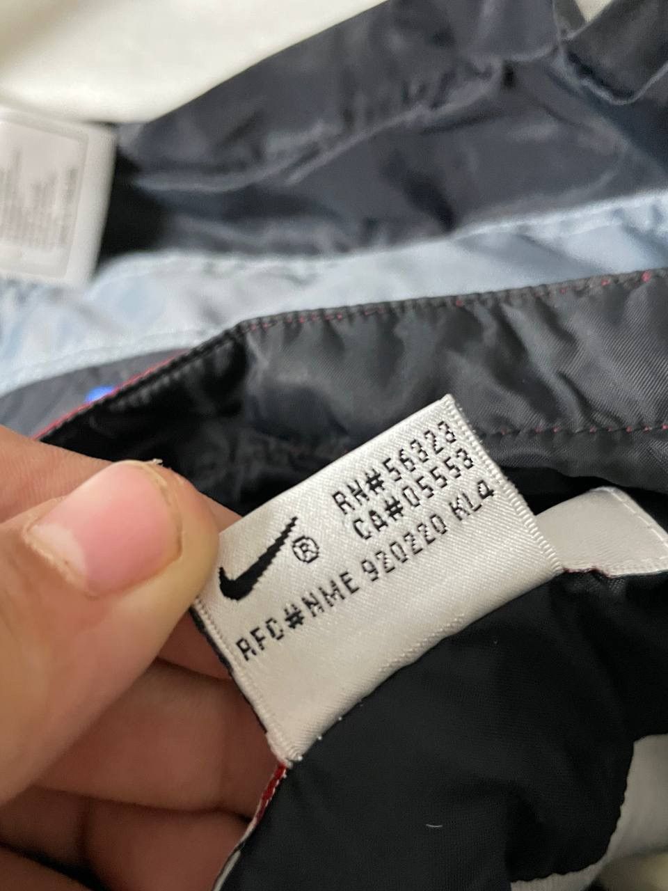 Nike × Vintage Nike Vintage 90’s Neylon Jacket Big Swoosh Rare Item Y2k Size US XL / EU 56 / 4 - 13 Thumbnail