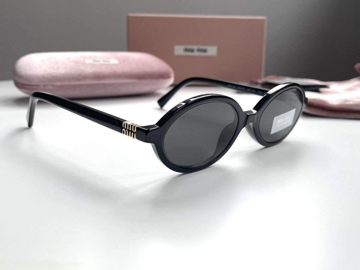 Miu Miu NEW Miu Miu sunglasses SMU 04ZS 1AB5S0 Size ONE SIZE - 13 Thumbnail