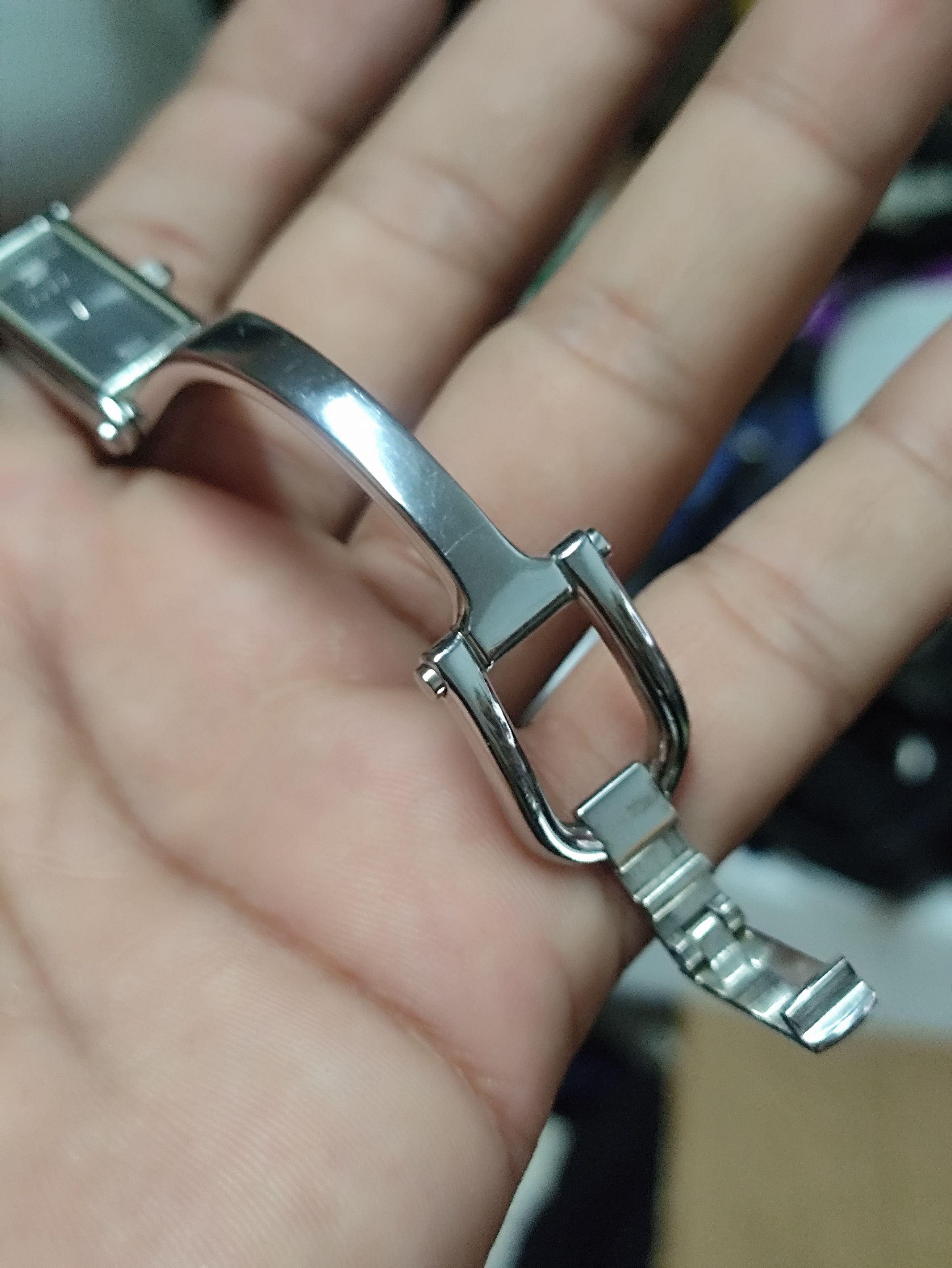 Gucci × Vintage GUCCI 1500L SWISS MADE STAINLESS STEEL WATCH Size ONE SIZE - 16 Thumbnail