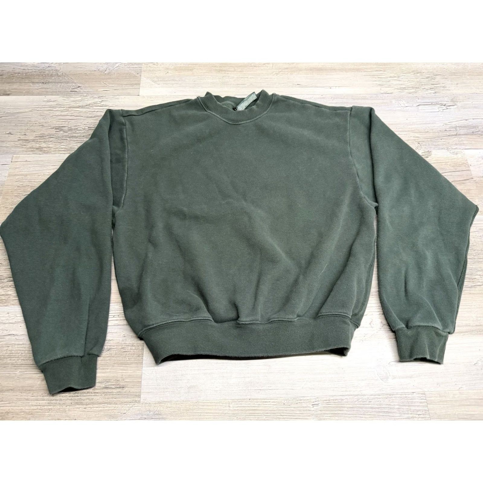 SKIMS SKIMS Pullover Crewneck Sweatshirt XS Green Unisex Adults Loungewear Sweatshirt Crew Neck Pullover Shirt Womens Mens 90s? Size XS / US 0-2 / IT 36-38 - 2 Thumbnail