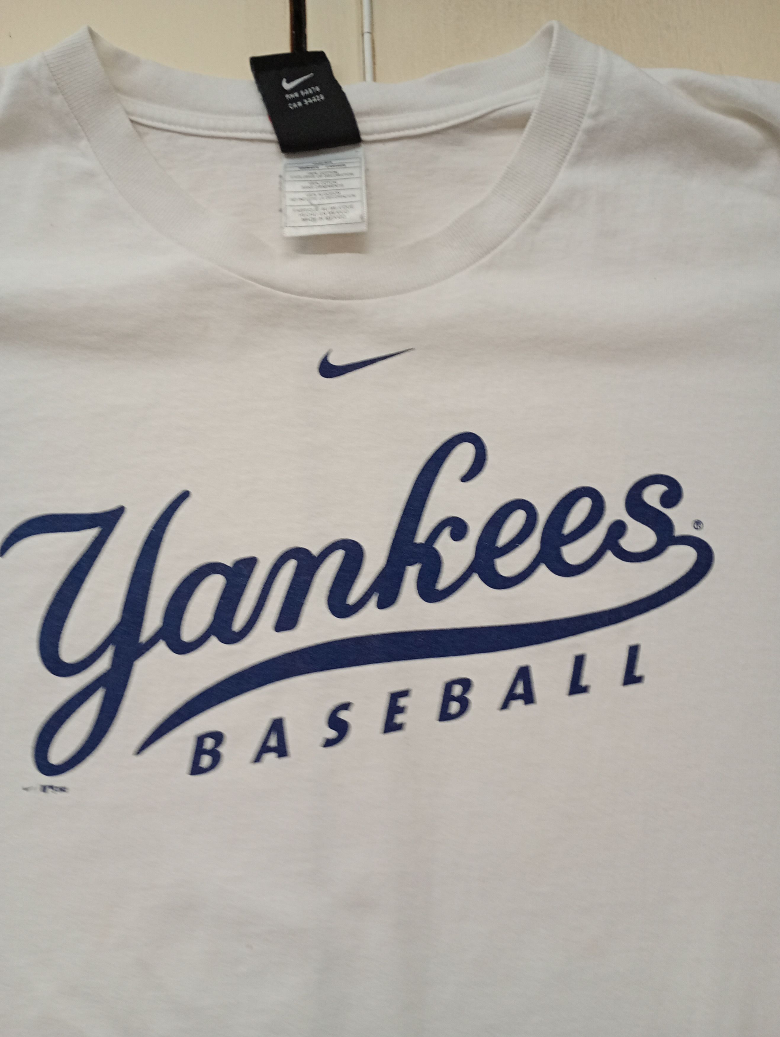 Nike Nike NY Yankees Baseball T-Shirt 2002 Size US XL / EU 56 / 4 - 11 Thumbnail
