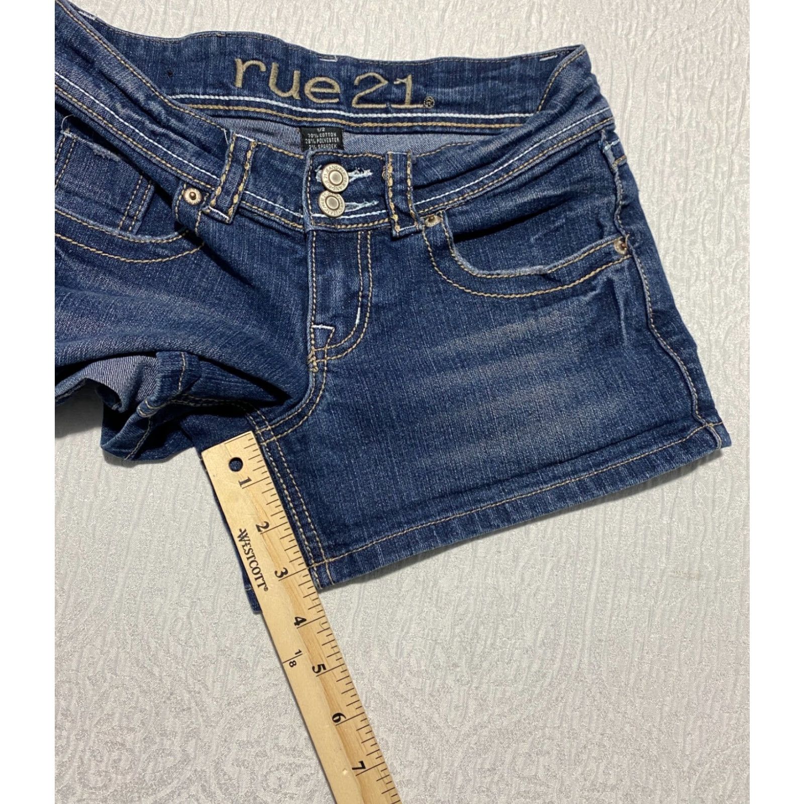 Vintage Rue 21 Women's Jeans Shorts Size 2 Blue Denim Embroidered Pockets Short Jeans Womens Size 27" / US 4 / IT 40 - 6 Thumbnail