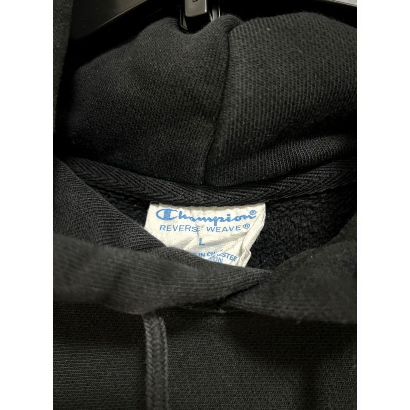 Champion VINTAGE Champion Hoodie Men L Black Solid Cotton Blend Fleece Embroidered Logo Reverse Weave Pullover Top 90s Theme Size US L / EU 52-54 / 3 - 6 Thumbnail