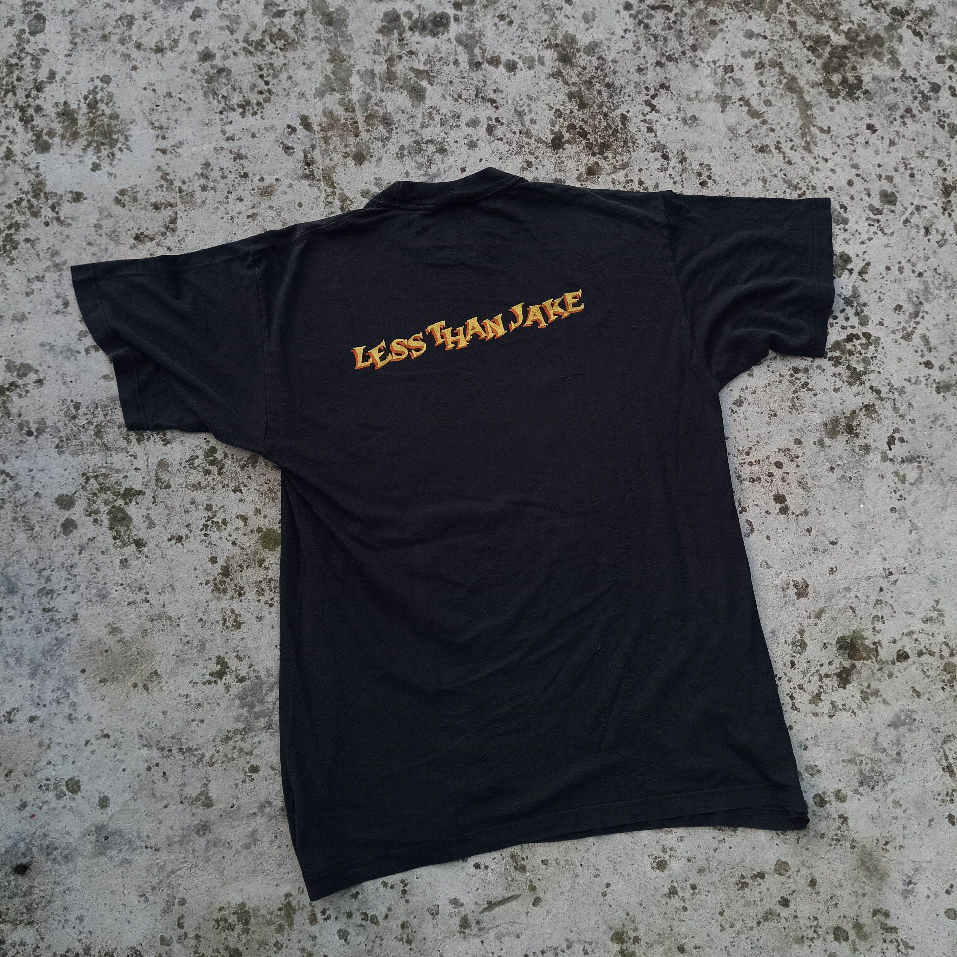 Band Tees × Vintage less than jake vintage 90s band tshirt punk tee Size US L / EU 52-54 / 3 - 7 Thumbnail