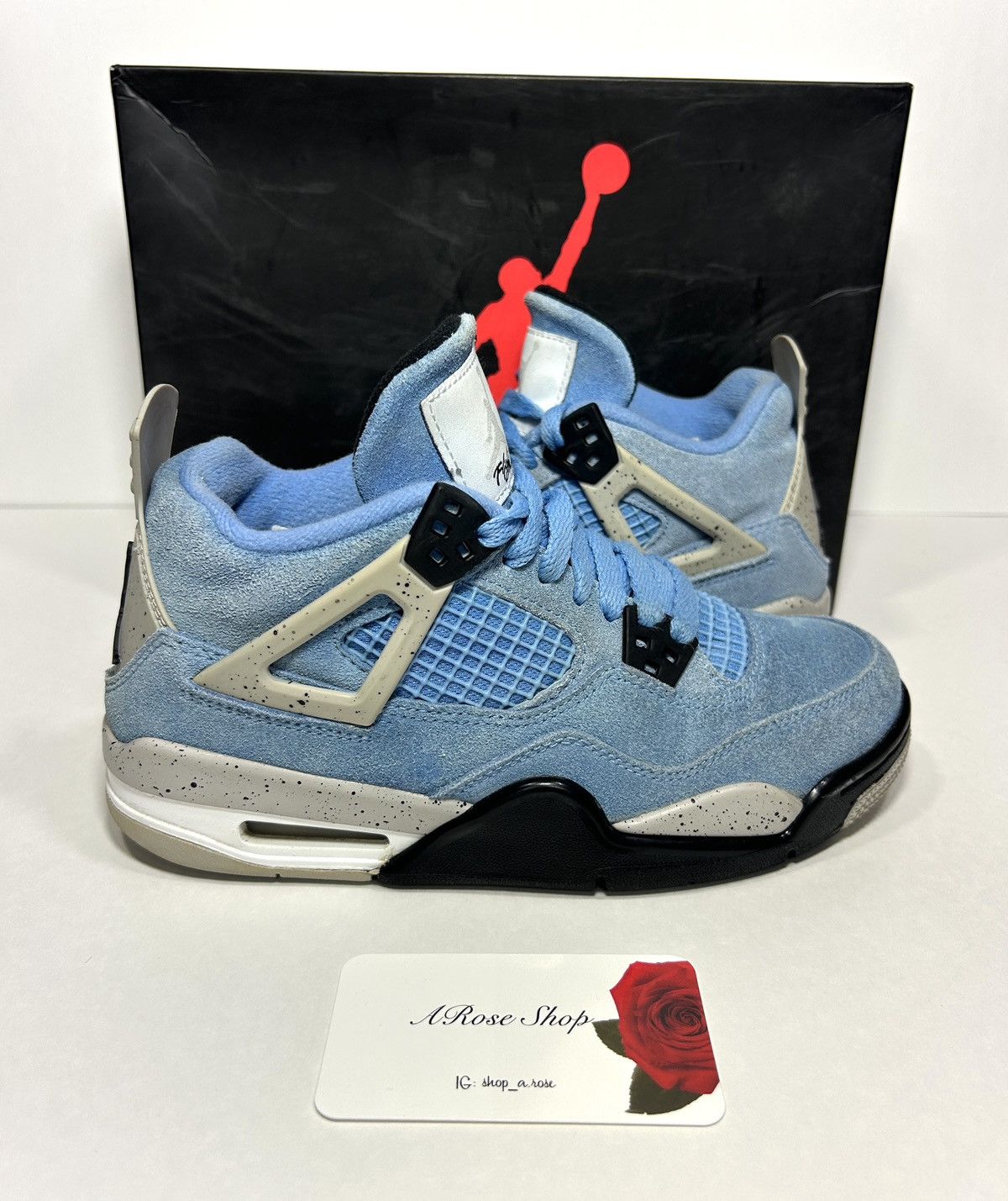 Jordan Brand × Nike Nike Air Jordan 4 Retro GS ‘University Blue’ Size 4.5Y / 6 W Size US 6 / IT 36 - 1 Thumbnail