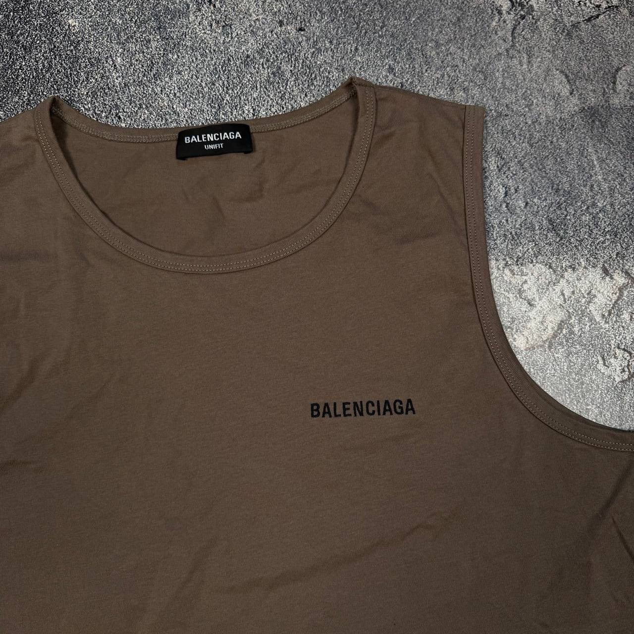 Balenciaga Balenciaga Embroidered Sleeveless Top Size US S / EU 44-46 / 1 - 3 Thumbnail