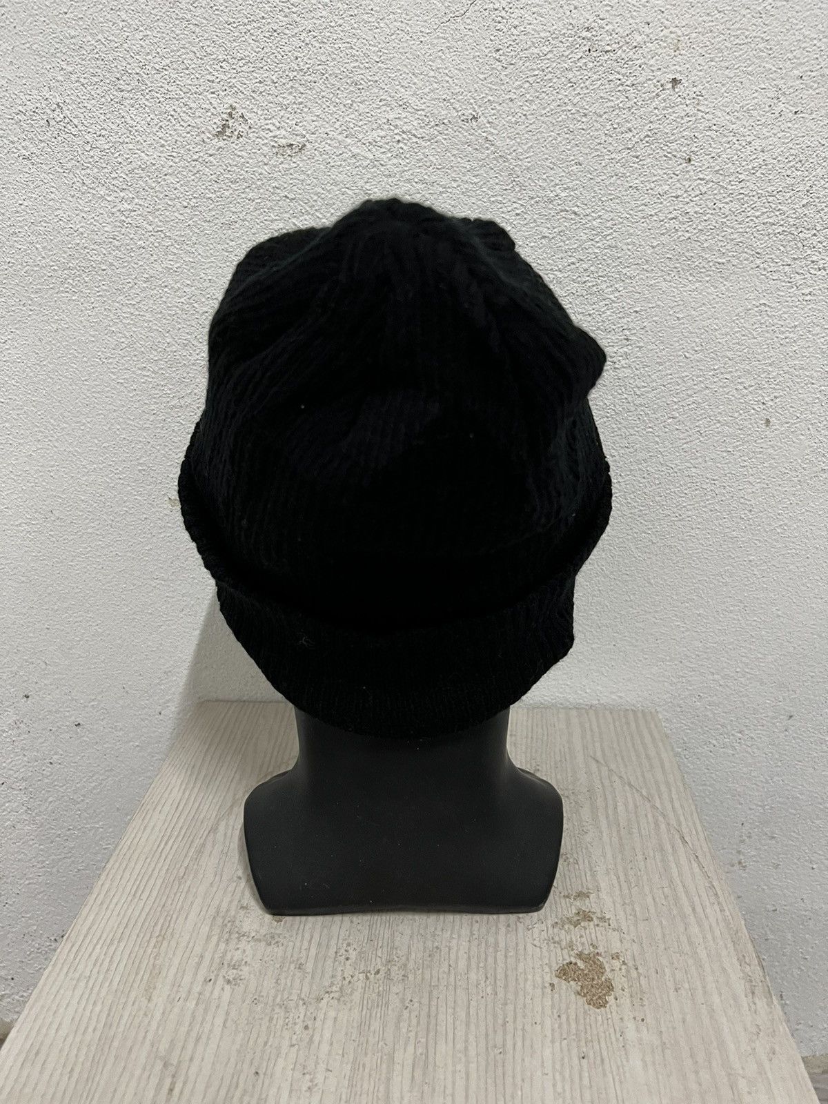 Champion Vintage Champion Small Logo Beanie Hat Size ONE SIZE - 5 Thumbnail
