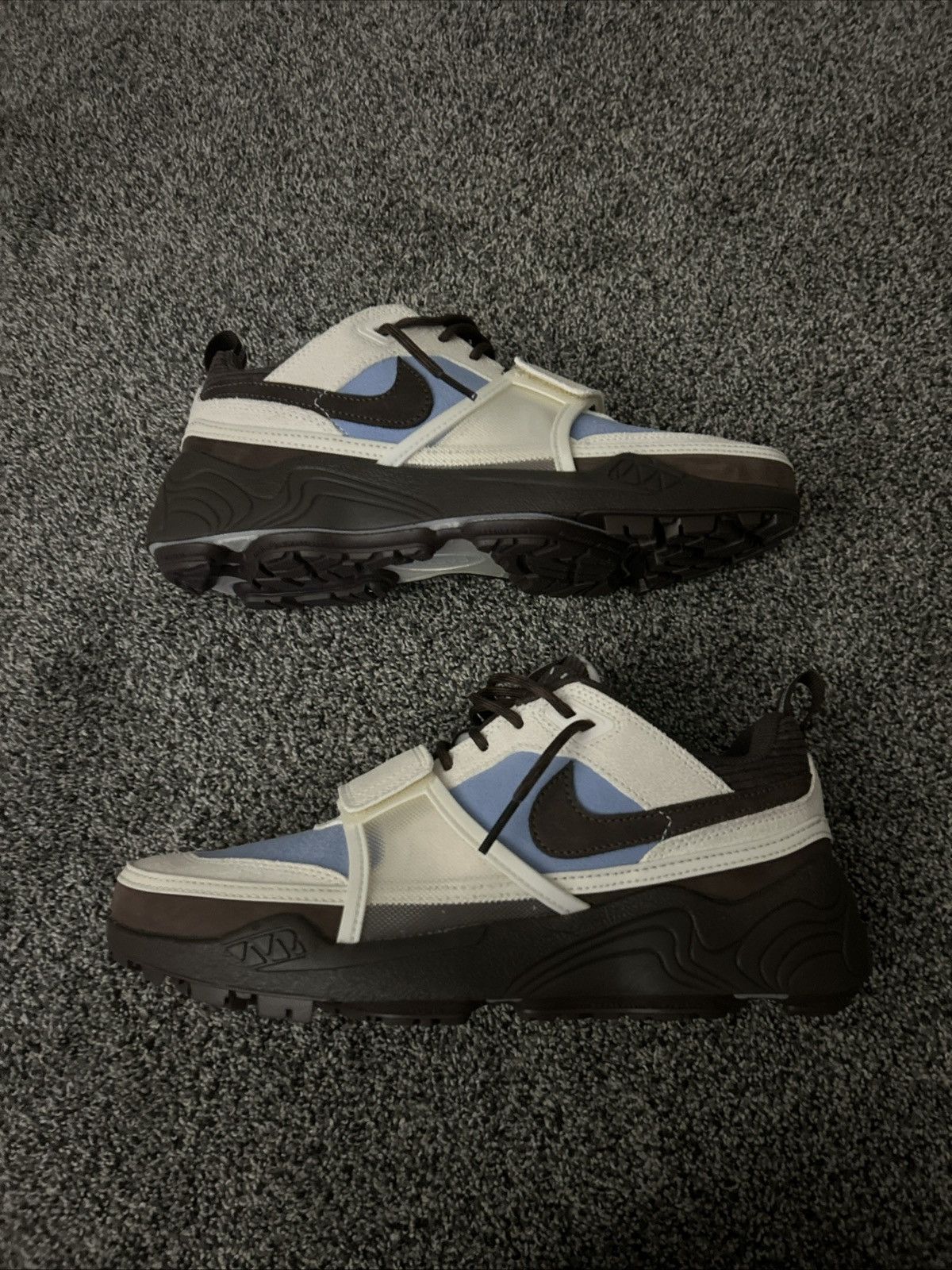 Nike × Travis Scott Travis Scott Cactus Jack Nike Zoom Field Jaxx Leche Blue Size US 8.5 / EU 41-42 - 3 Thumbnail
