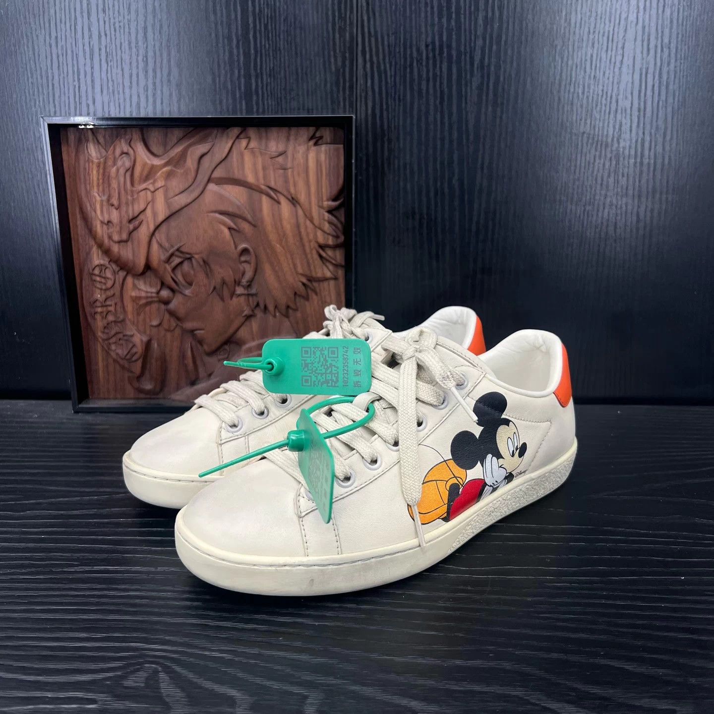 Gucci Gucci 1977 Disney Brown 99 New Worn 1-2x Size US 5.5 / IT 35.5 - 1 Thumbnail