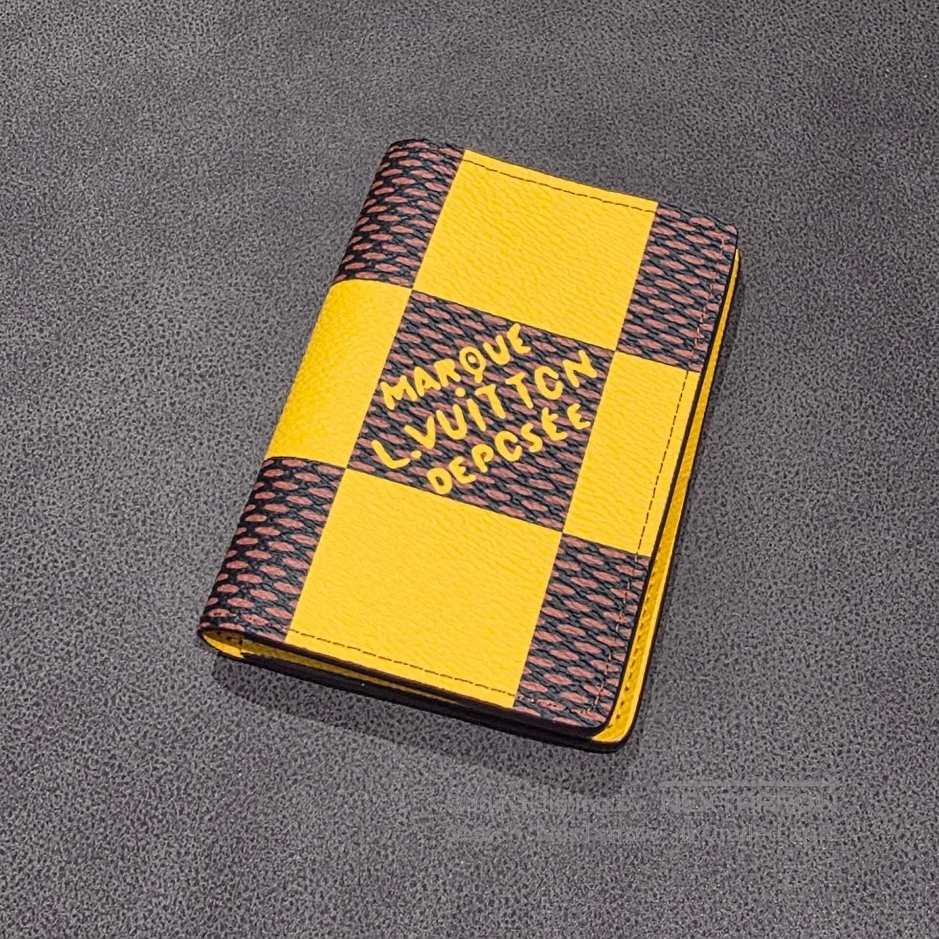 Louis Vuitton Louis Vuitton 24SS Chess Black-Yellow Chessboard with Grid Size ONE SIZE - 1 Thumbnail