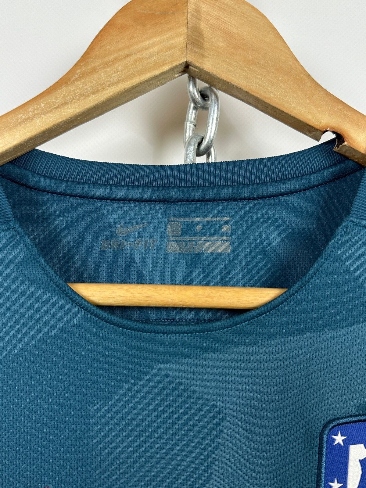 Nike 2017/18 Nike Atletico Madrid Third Kit Soccer Jersey Size US S / EU 44-46 / 1 - 17 Thumbnail