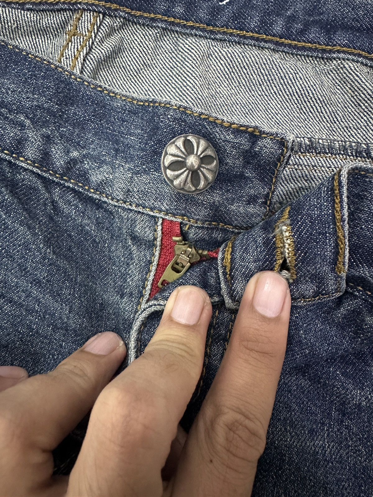 Beauty Beast × Japanese Brand A.O.Y ABERRATIONS OF YOUTH Big Cross Zipped Jeans Size US 34 / EU 50 - 8 Thumbnail