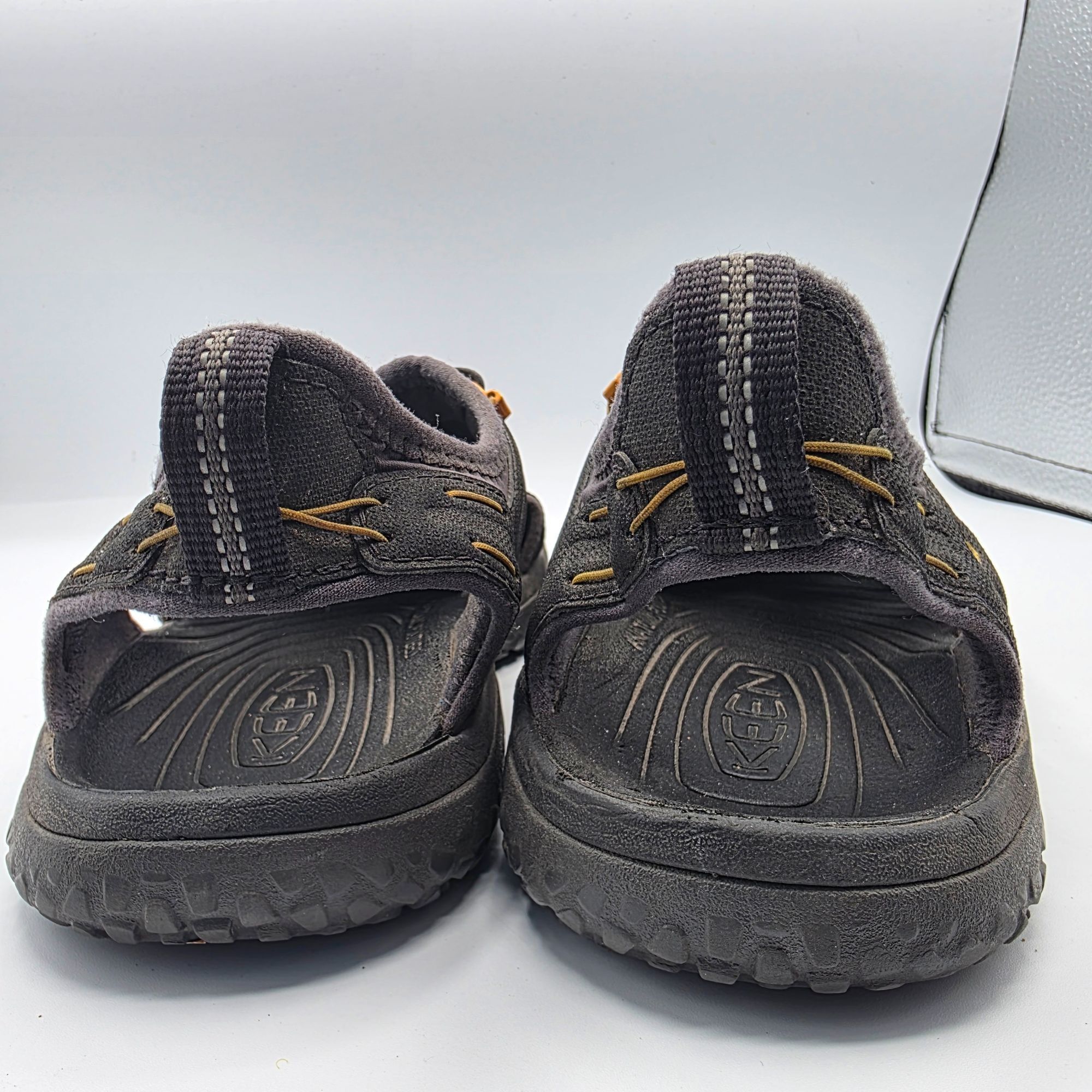 KEEN Keen SOLR Mens Size 8.5 Black Sandals Sport Water Slip On Cl Size US 8.5 / EU 41-42 - 5 Thumbnail