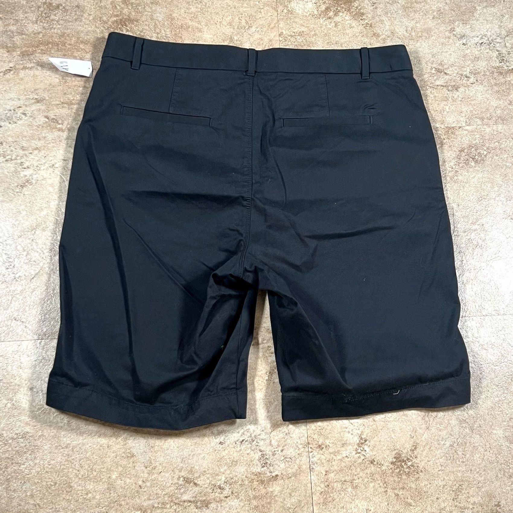 Gap GAP Bermuda Short Cotton Shorts Size 16 Tall Black Women NWT Bermuda Short Cotton Shorts Size 16 Tall in Black Size 38" / US 16 / IT 52 - 3 Thumbnail