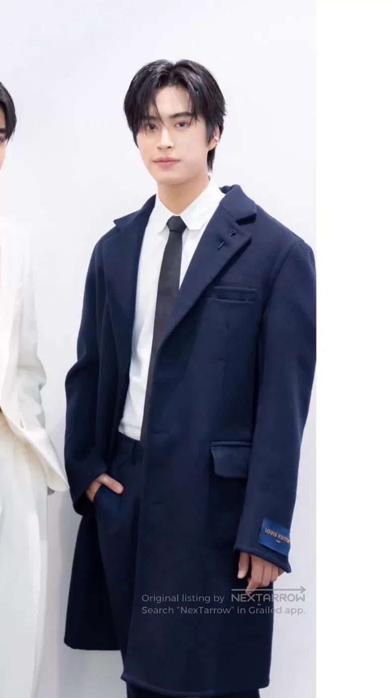 Louis Vuitton Louis Vuitton Dark Blue Coat Size US M / EU 48-50 / 2 - 7 Thumbnail