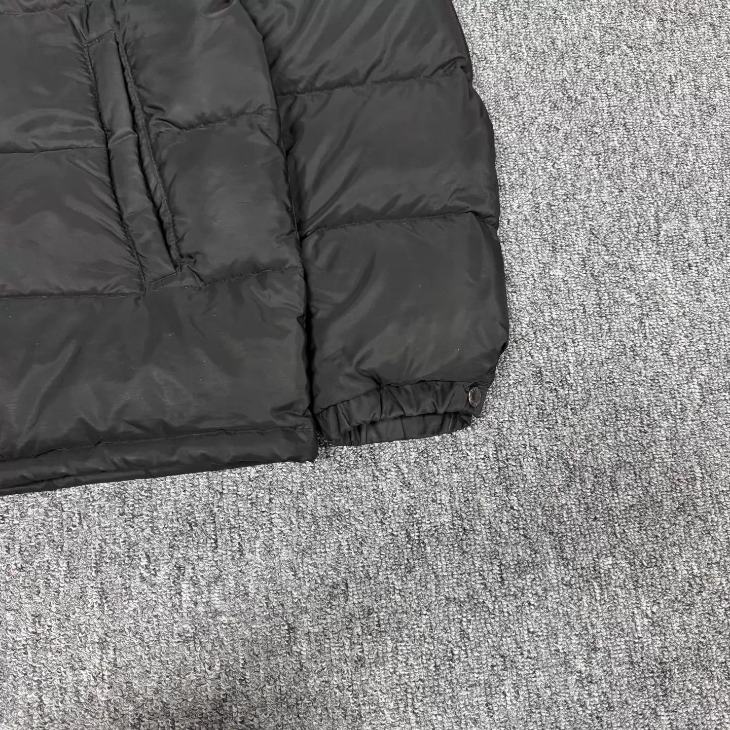 Prada Prada Black Tri Logo Stand Collar Down Jacket Size 54 Size US L / EU 52-54 / 3 - 5 Thumbnail