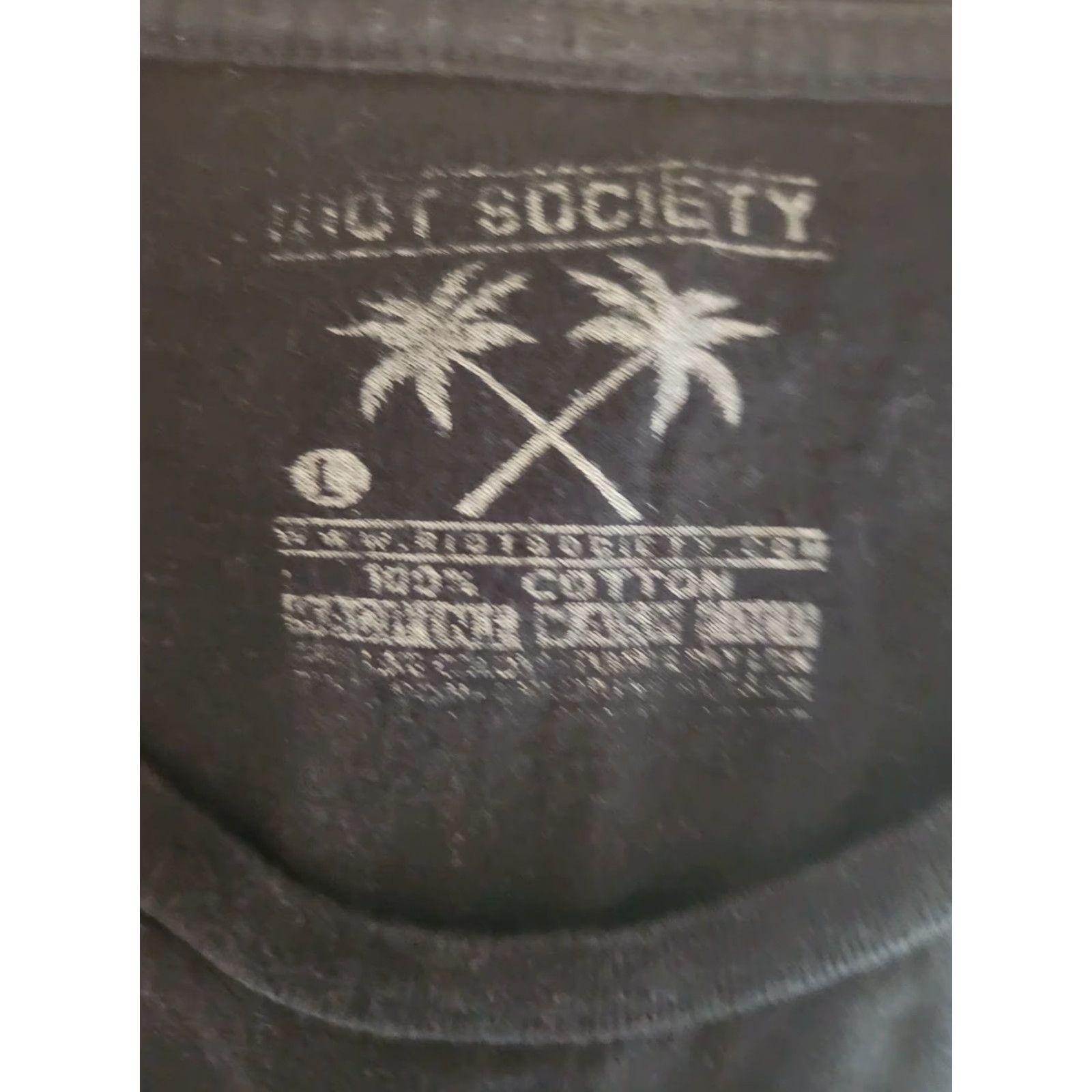 Vintage Riot Society Logo Leaf Bear W/Red Solo Cup Shirt Black L Mens Size US L / EU 52-54 / 3 - 3 Thumbnail