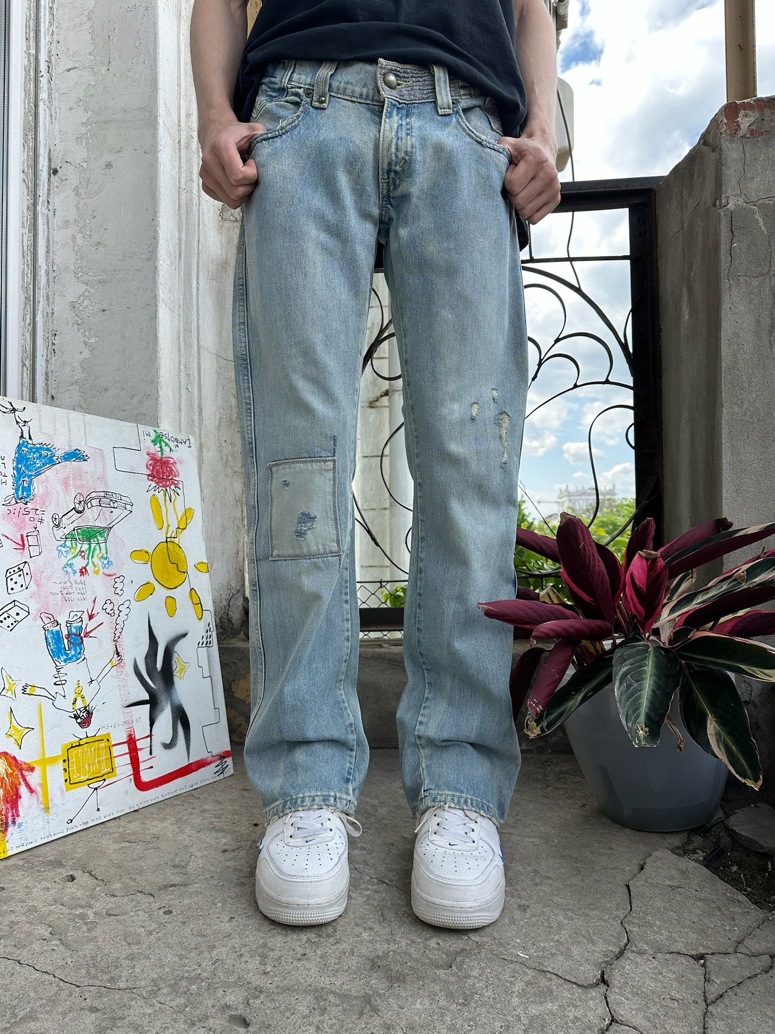 Levi's Levi’s Slouch Flare Light Wash Denim Patchwork Jeans Size US 32 / EU 48 - 1 Thumbnail