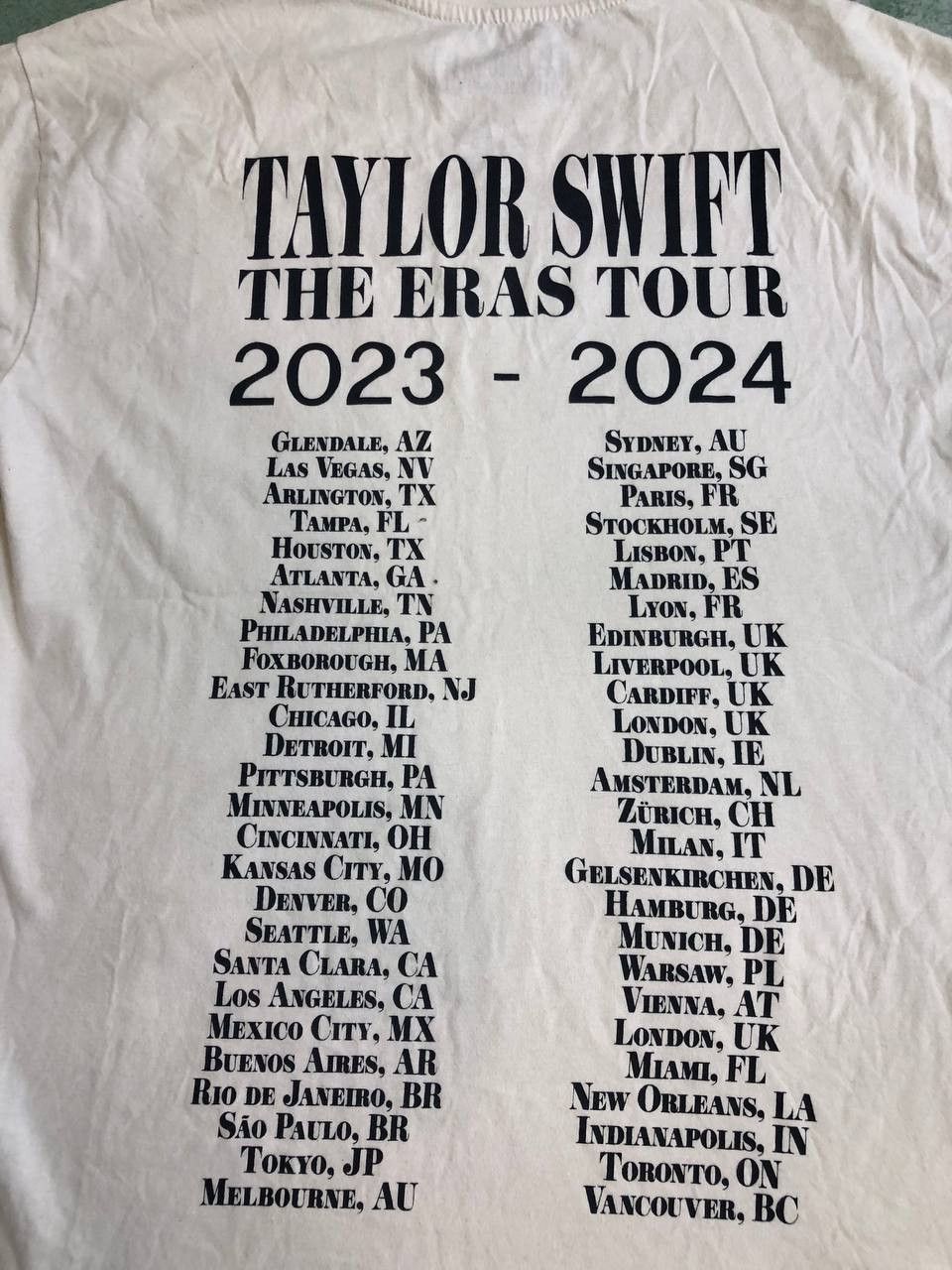 Vintage Taylor Swift The Eras Tour Beige T-Shirt Official Merch Size US XS / EU 42 / 0 - 6 Thumbnail