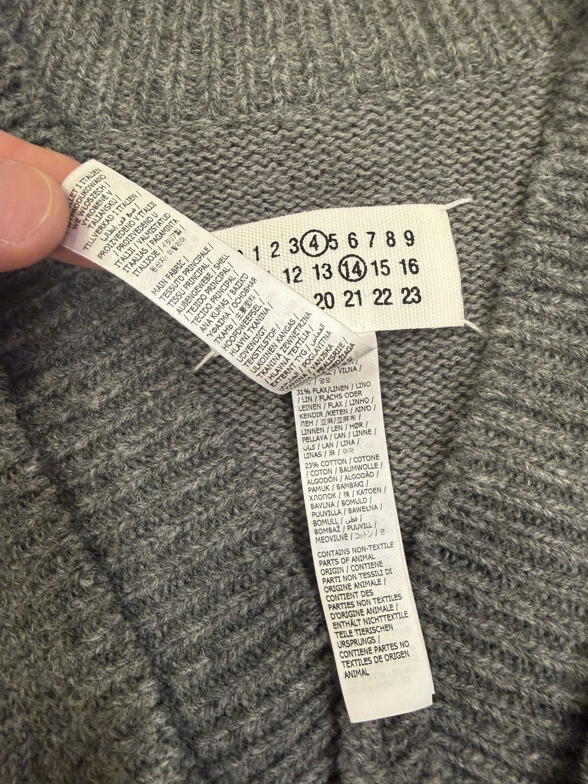 Maison Margiela Maison Margiela Knitted Sweater Vest Size US S / EU 44-46 / 1 - 7 Thumbnail