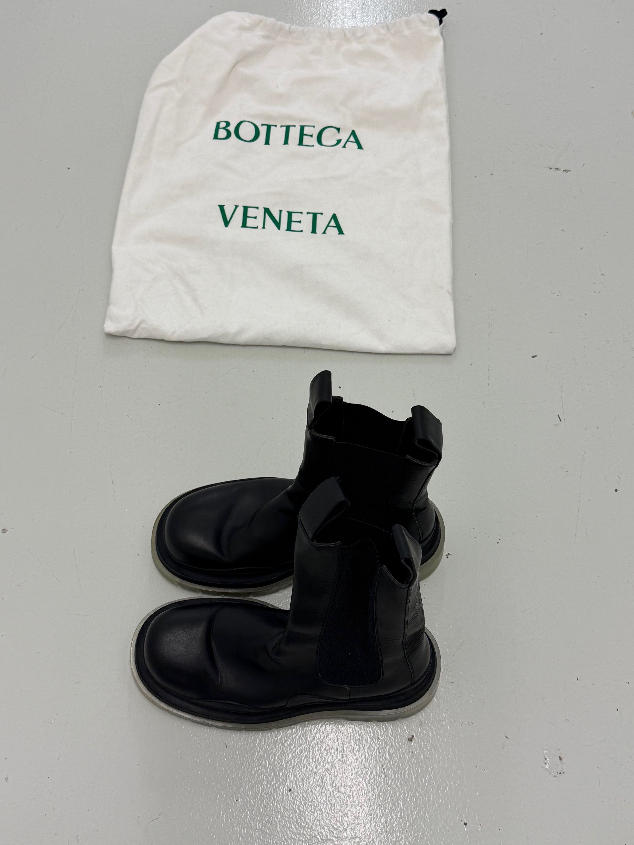 Bottega Veneta Black Tire Lug Boots Men US 11/ EU 44 - Gently Used Size US 11 / EU 44 - 5 Thumbnail