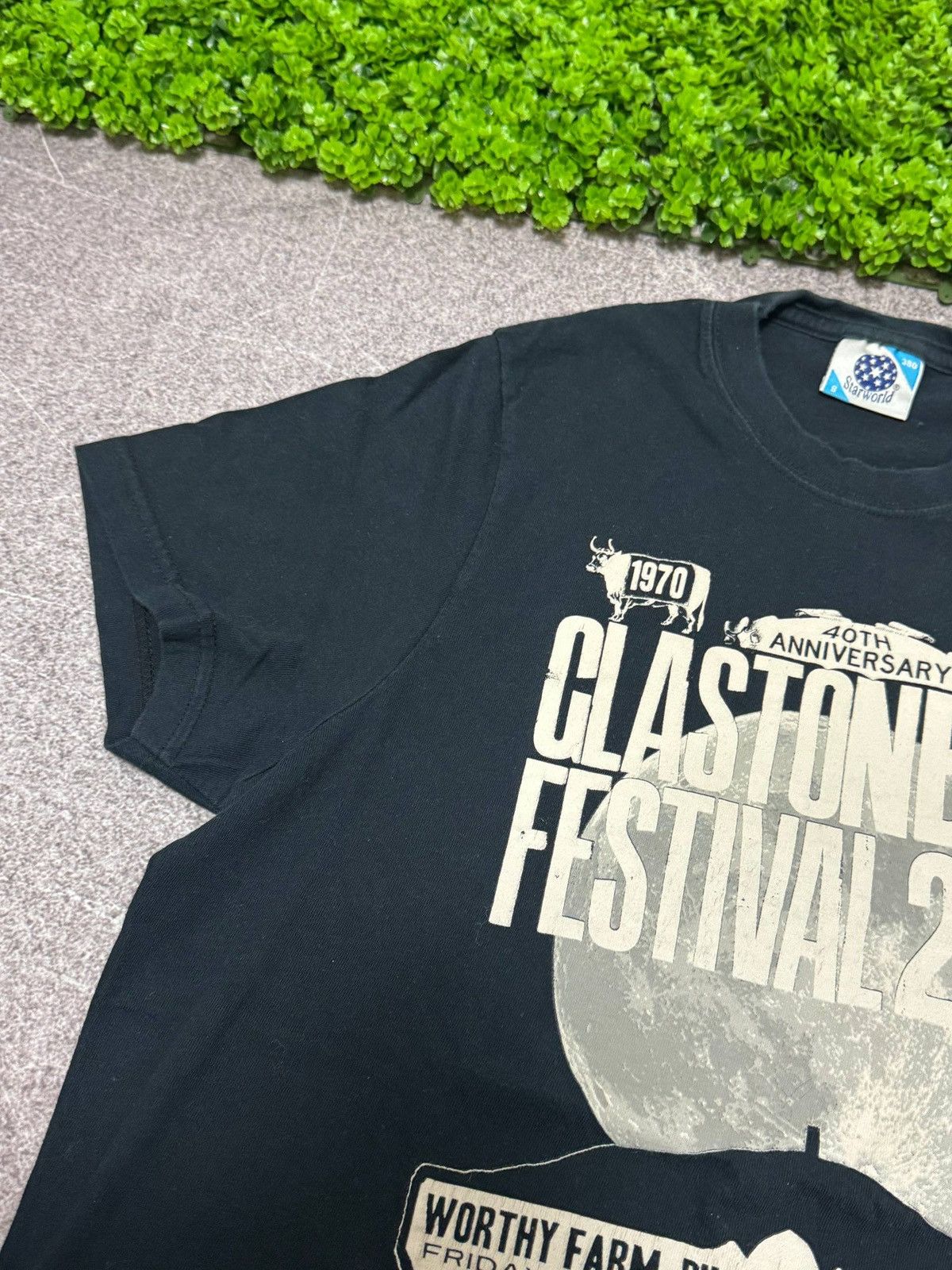 Band Tees Vintage 2010 Glastonbury Festival Rare Shirt Rock Music Size US S / EU 44-46 / 1 - 8 Thumbnail