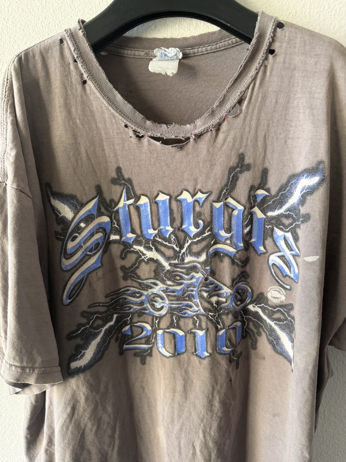 Vintage 2010 Thrashed Sturgis Motorcyle Rally Tee XXL Size US XXL / EU 58 / 5 - 2 Thumbnail