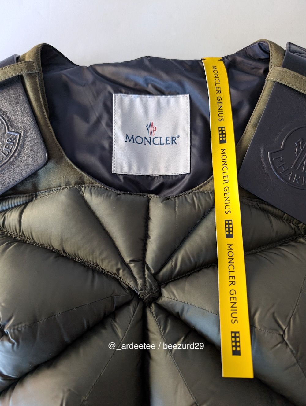 Moncler Genius × Pharrell *NEW* RARE PHARRELL HOLLY QUILTED PUFFER DOWN VEST FW23 Size US M / EU 48-50 / 2 - 10 Thumbnail
