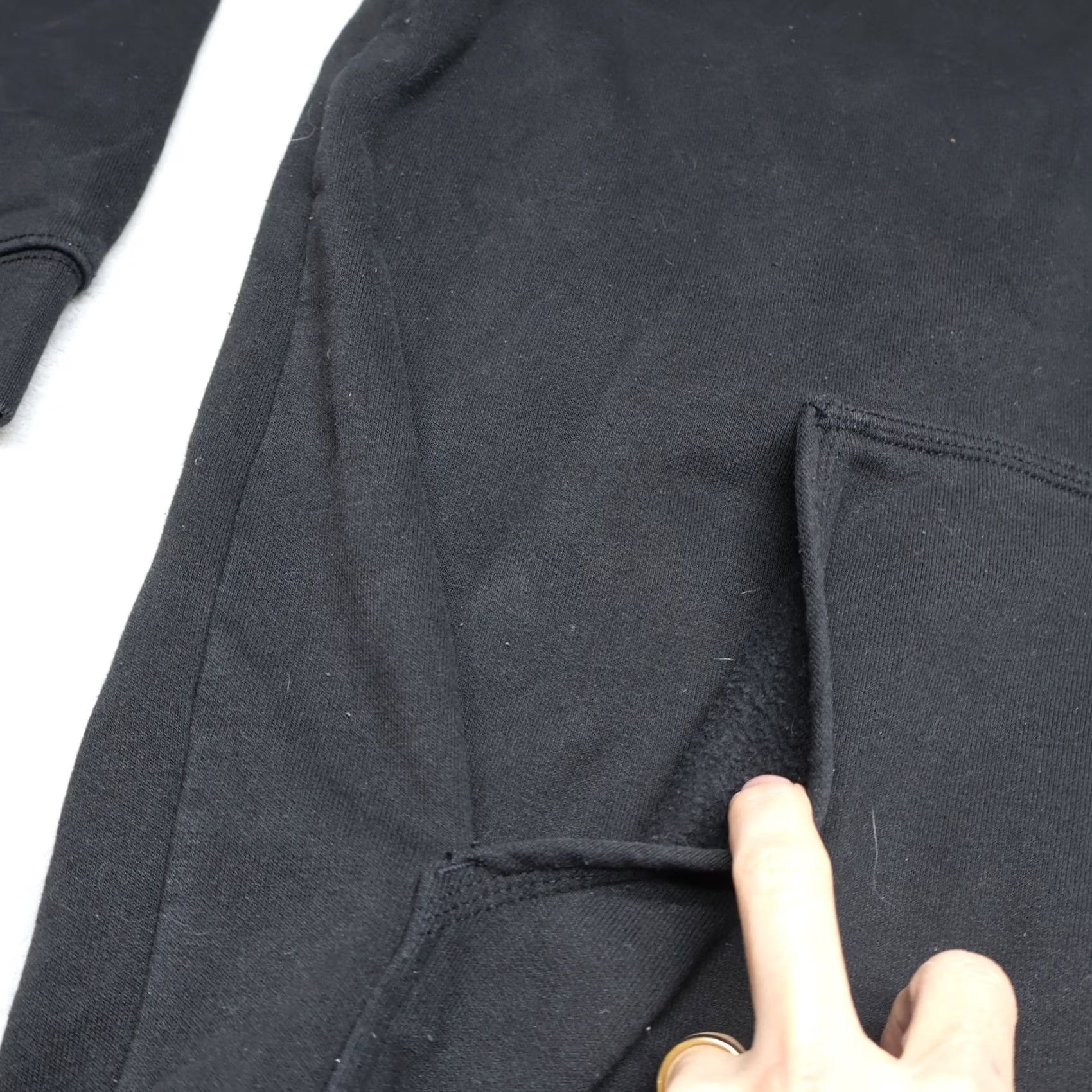 Carhartt Carhartt Hoodie Men Medium Black Iconic Logo Sleeve Graphic Loose Fit Sweatshirt Size US M / EU 48-50 / 2 - 5 Thumbnail