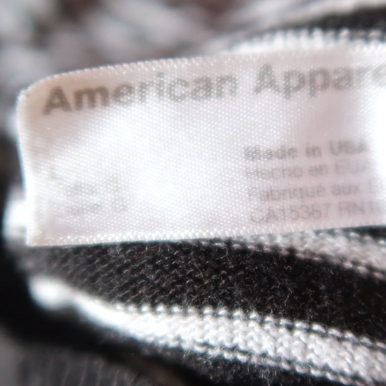 American Apparel VINTAGE American Apparel Black and Cream Stripe Lightweight Sweater Mens L Size US L / EU 52-54 / 3 - 7 Thumbnail