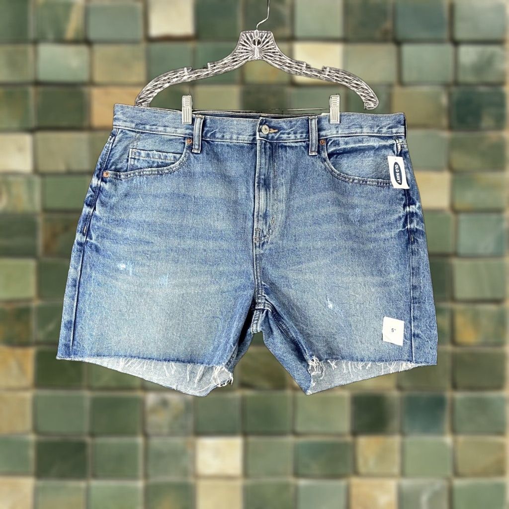Old Navy NEW Old Navy Distressed Denim Cut-Off Shorts Women's Size 16 Blue Size 38" / US 16 / IT 52 - 1 Thumbnail