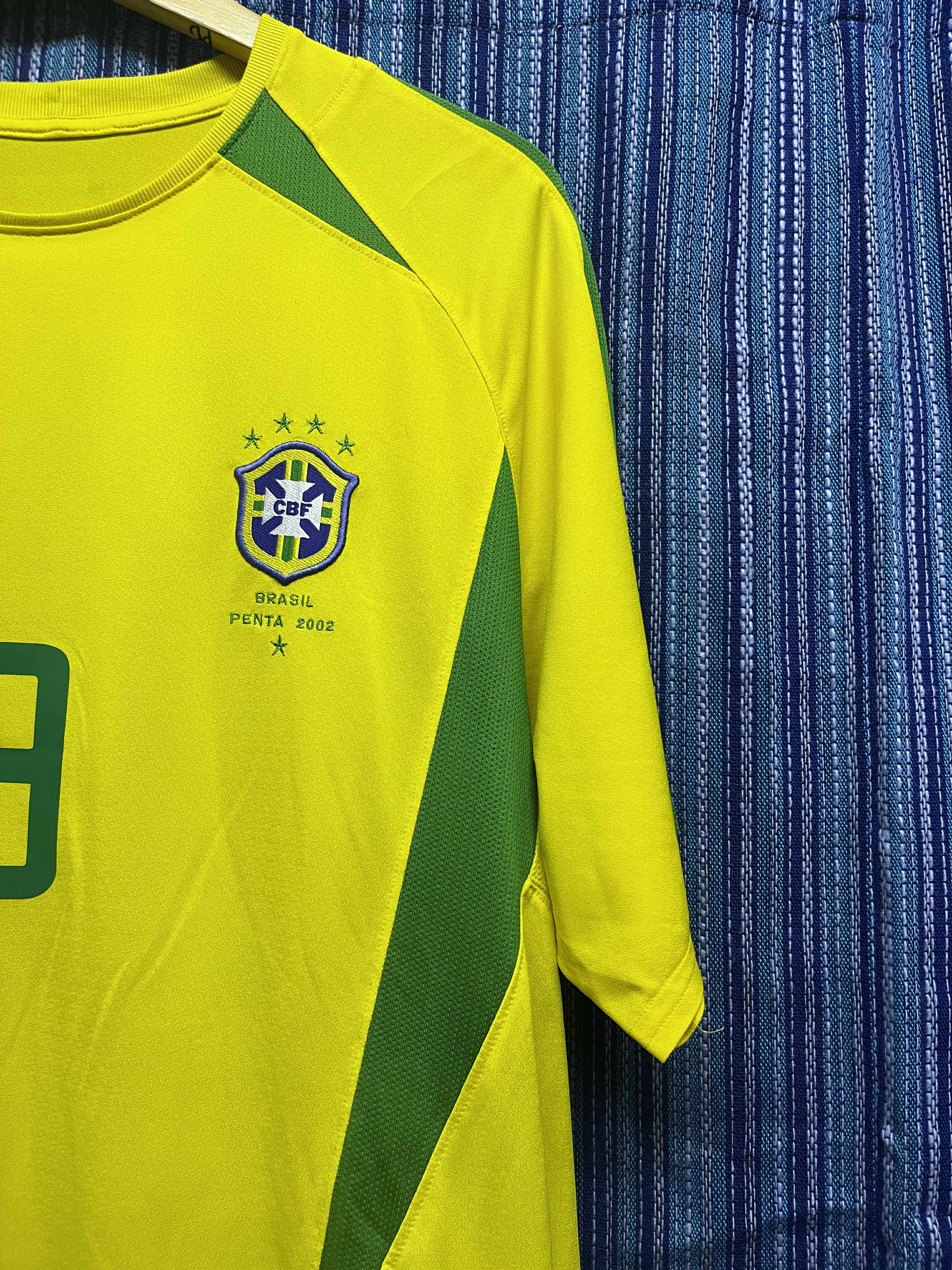 Other Jersey Vintage Brazil 2002 World Cup Home Shirt Original Size US XL / EU 56 / 4 - 5 Thumbnail