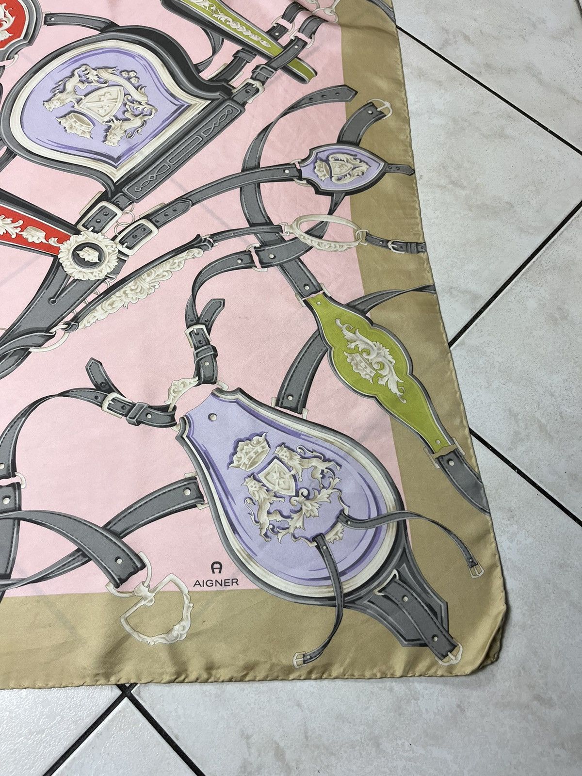 Aigner × Etienne Aigner × Vintage Vintage Aigner silk scarf Italy painted handkerchief Size ONE SIZE - 7 Thumbnail