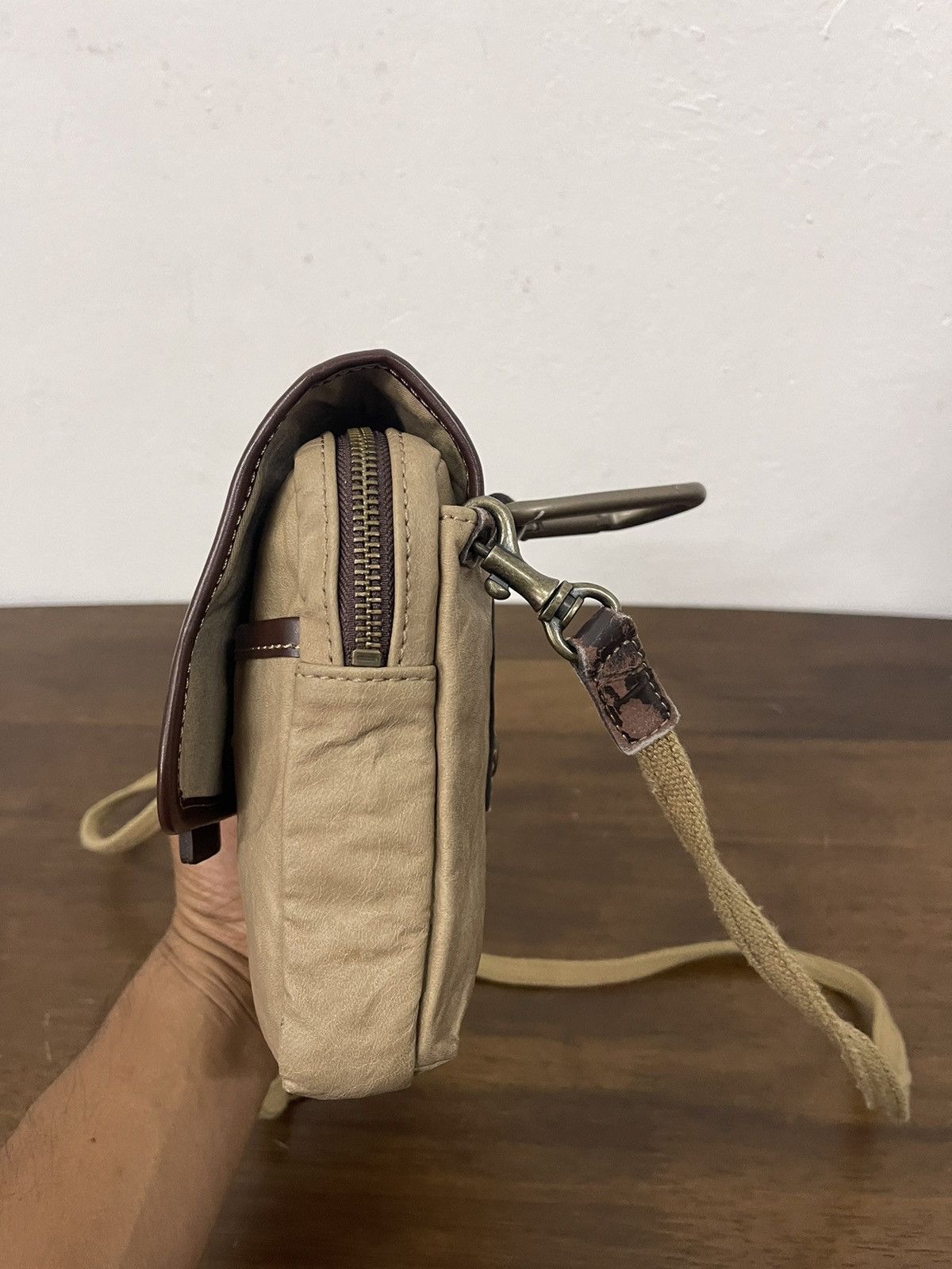 Japanese Brand × Takeo Kikuchi Unisex Takeo Kikuchi Quick Pocket Leather Crossbody bag Size ONE SIZE - 4 Thumbnail