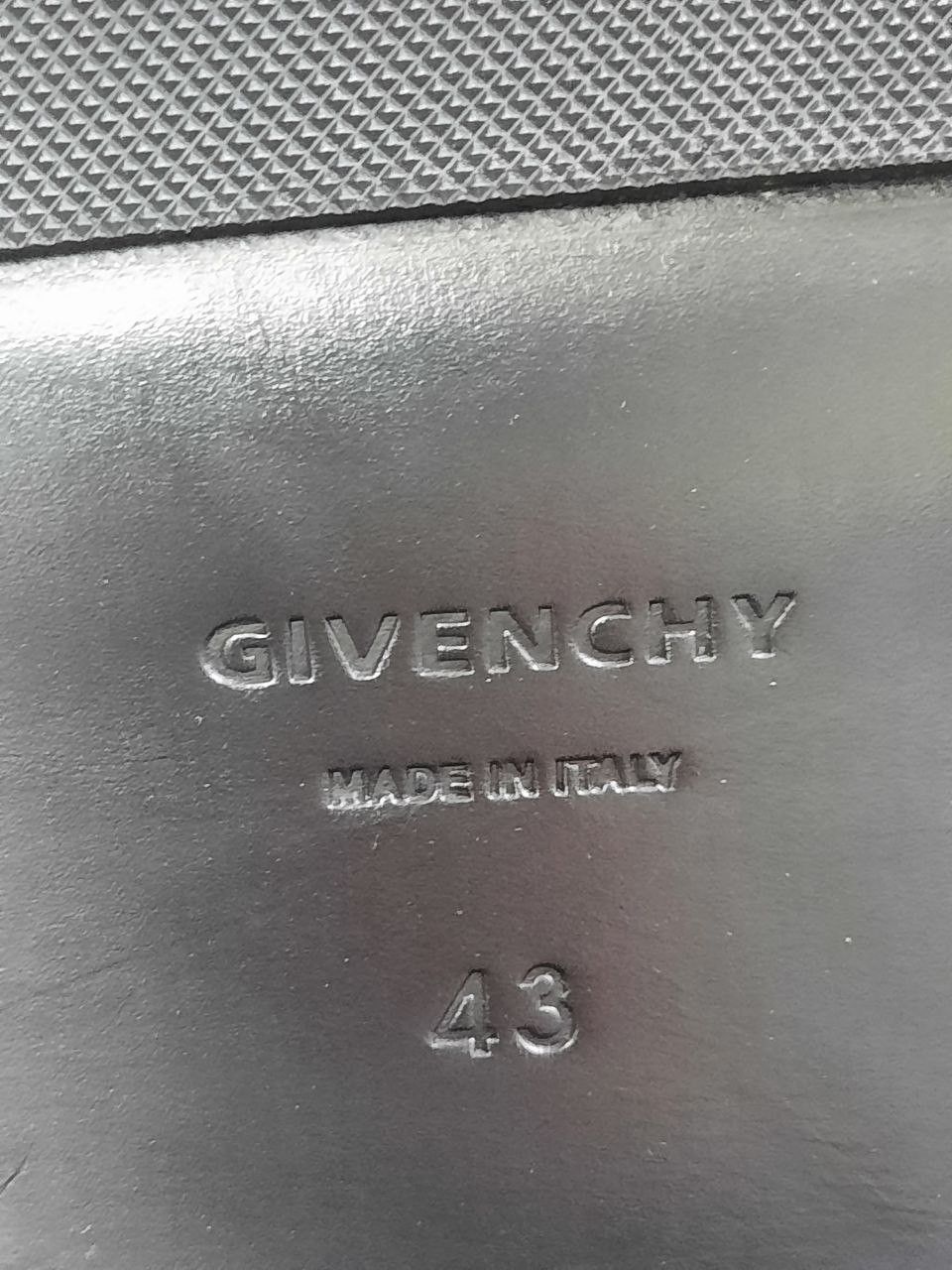 Givenchy *New* Lock Ankle Boots Size US 10 / EU 43 - 7 Thumbnail